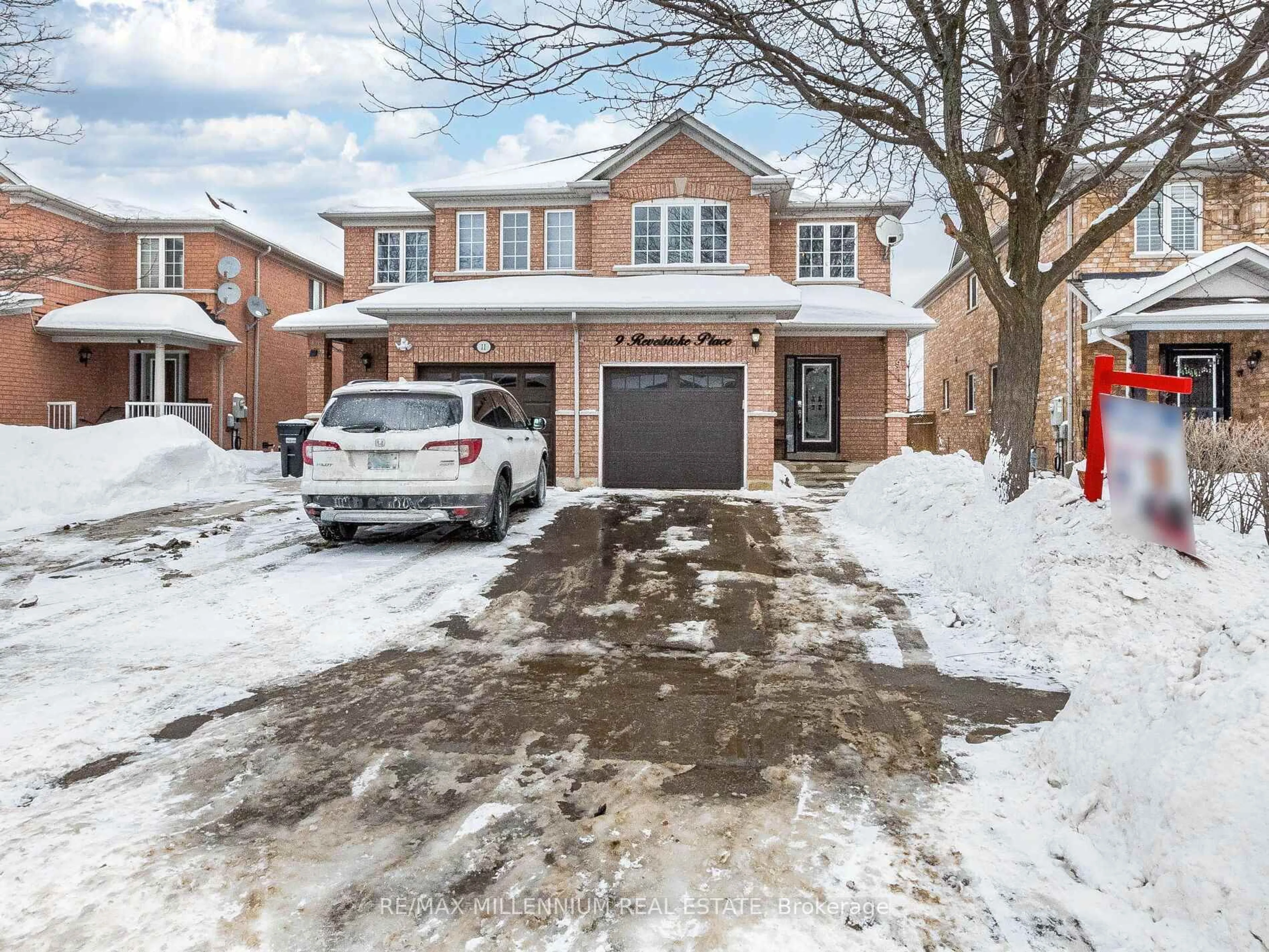 Home with brick exterior material, street for 9 Revelstoke Pl, Brampton Ontario L6R 3G3