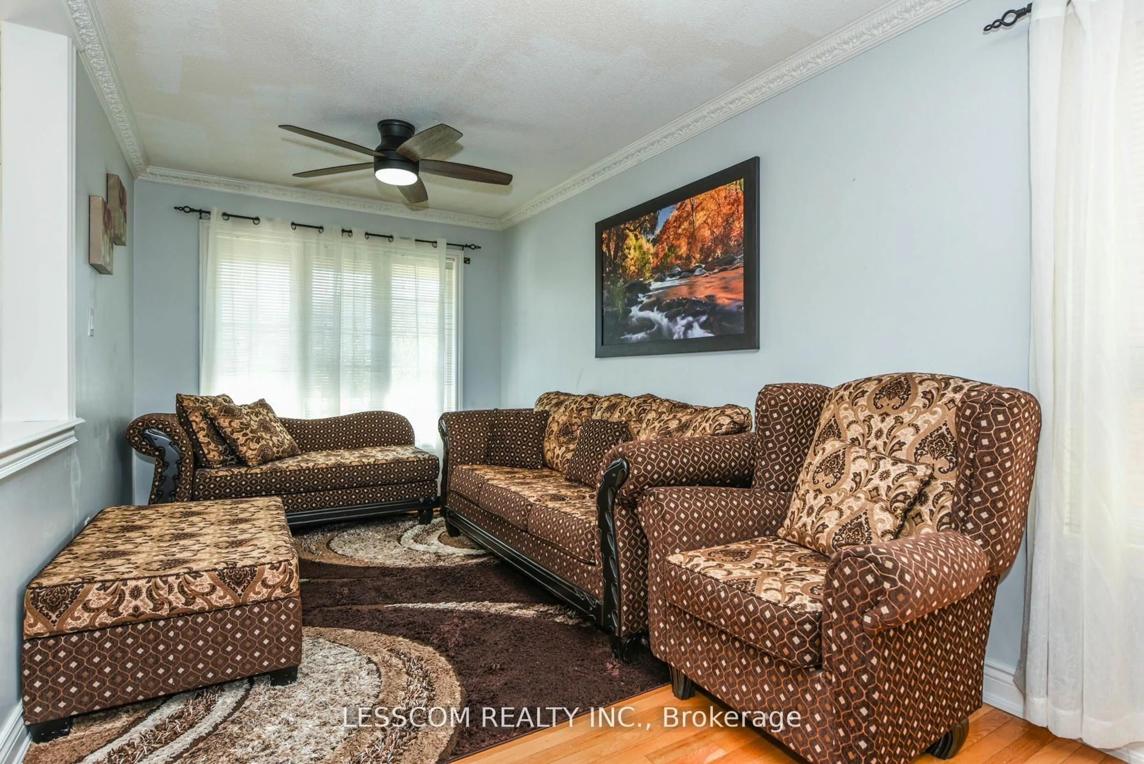 Living room with furniture, unknown for 30 Fairhill Ave, Brampton Ontario L7A 2E7