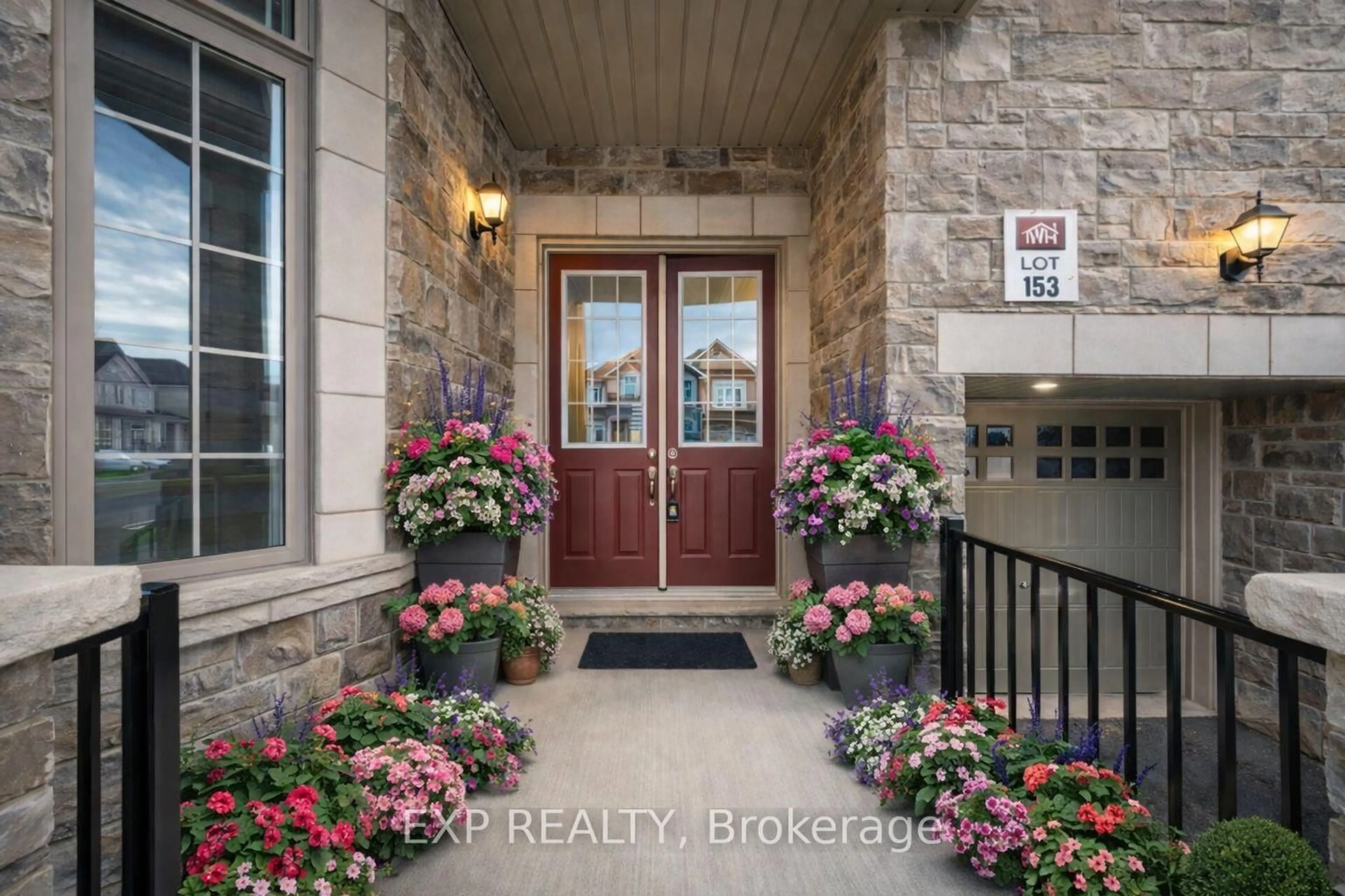 Indoor entryway for 91 Clockwork Dr, Brampton Ontario L7A 0C3