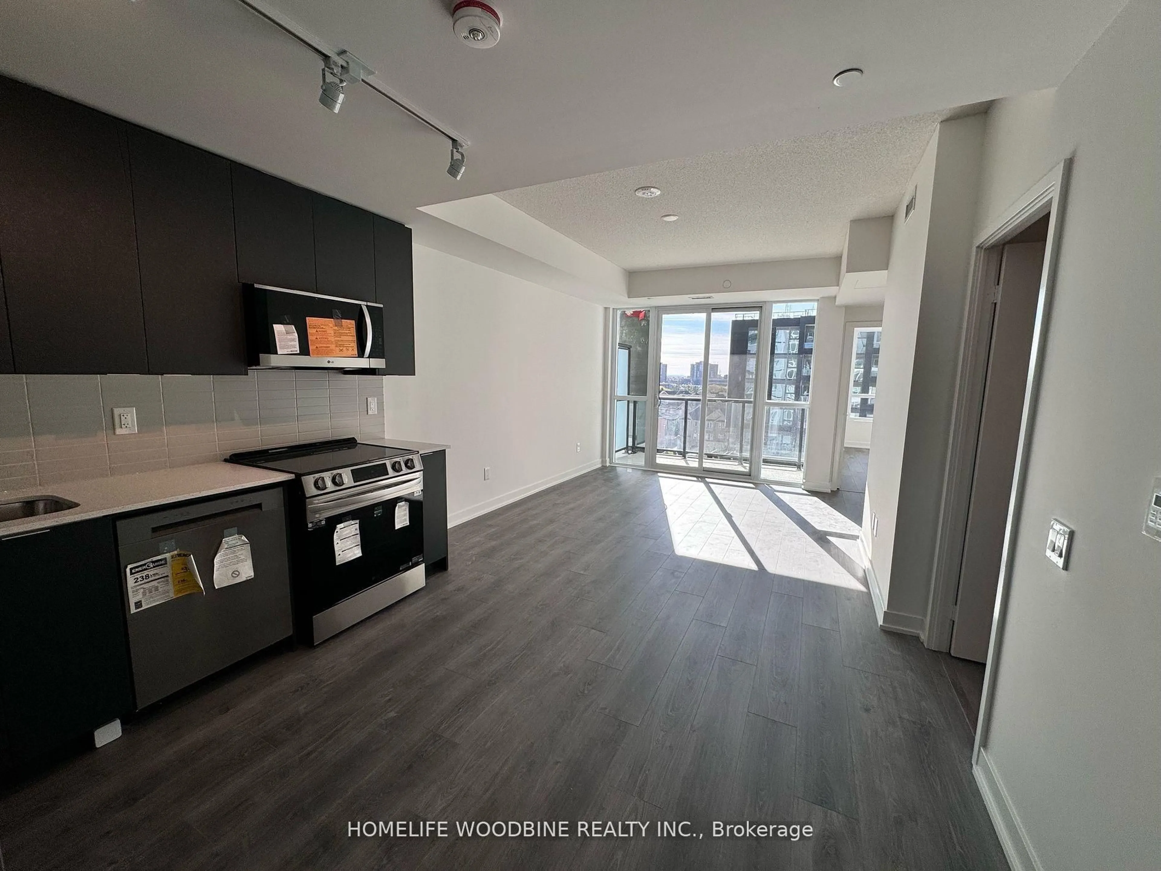 Open concept kitchen, unknown for 225 Malta Ave #615, Brampton Ontario L6Y 4M5