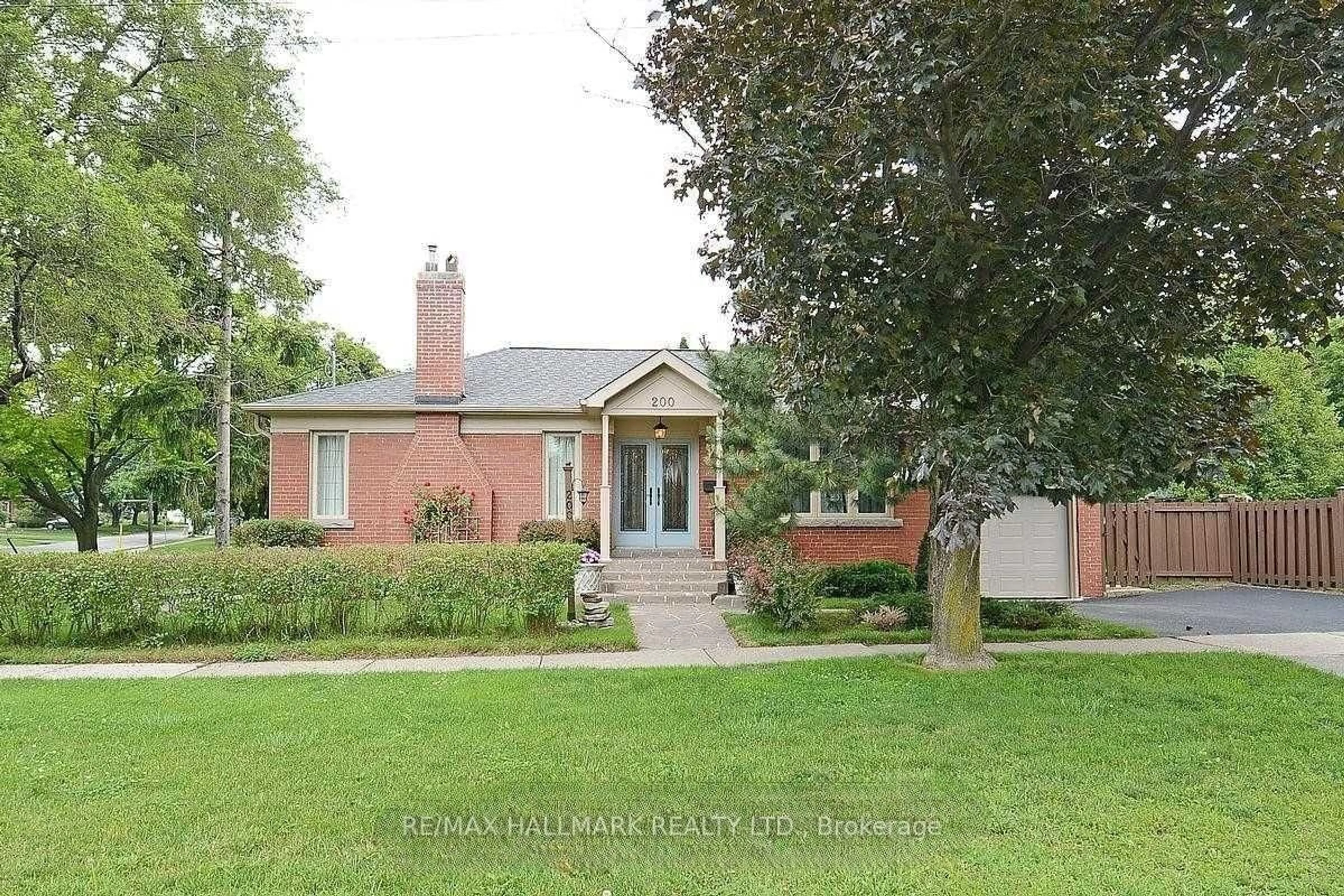 Home with brick exterior material, street for 200 Berry Rd, Toronto Ontario M8Y 1W8
