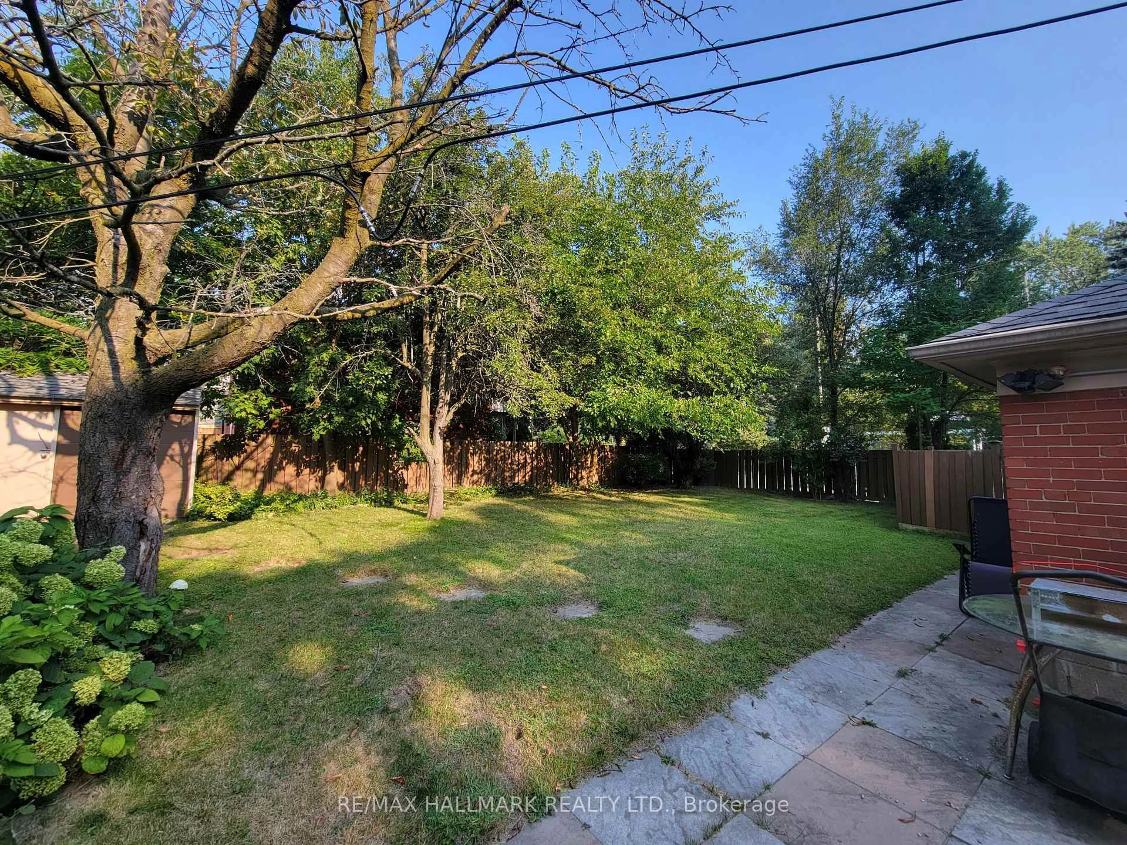 A pic from outside/outdoor area/front of a property/back of a property/a pic from drone, forest/trees view for 200 Berry Rd, Toronto Ontario M8Y 1W8