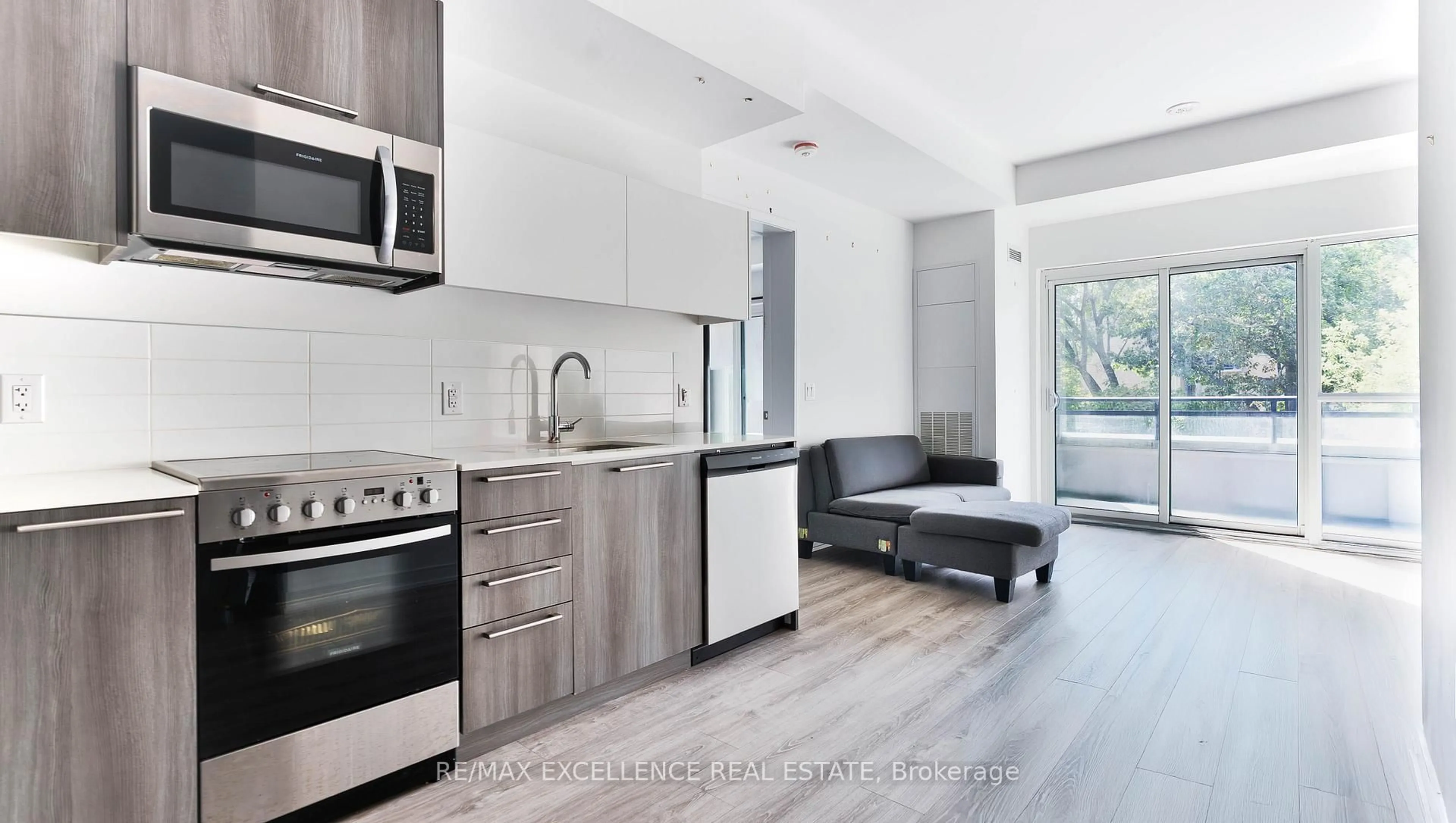 Open concept kitchen, unknown for 25 Neighbourhood Lane #507, Toronto Ontario M8Y 0C4