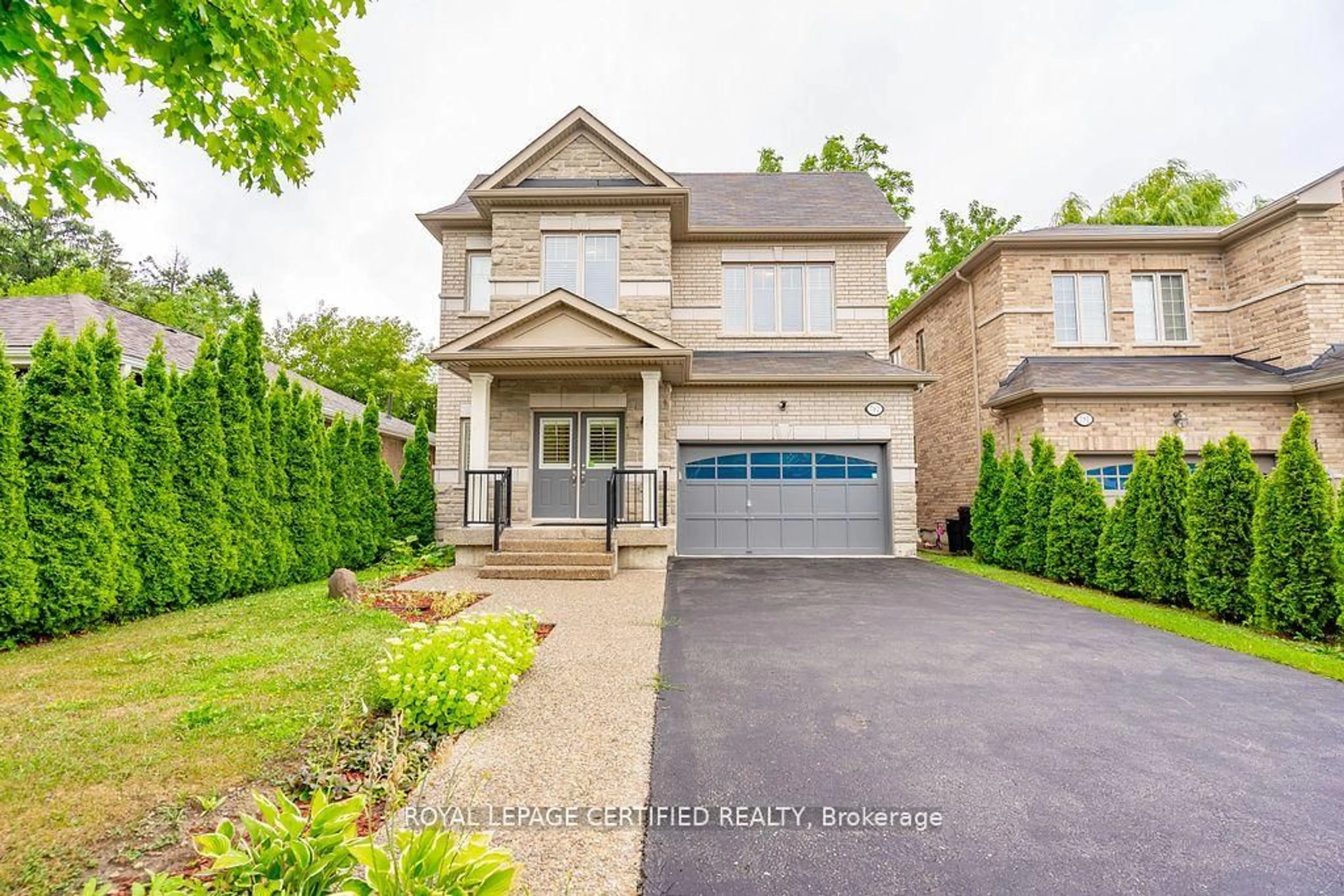 Home with brick exterior material, street for 792 Glenbrook Ave, Burlington Ontario L7T 1L7