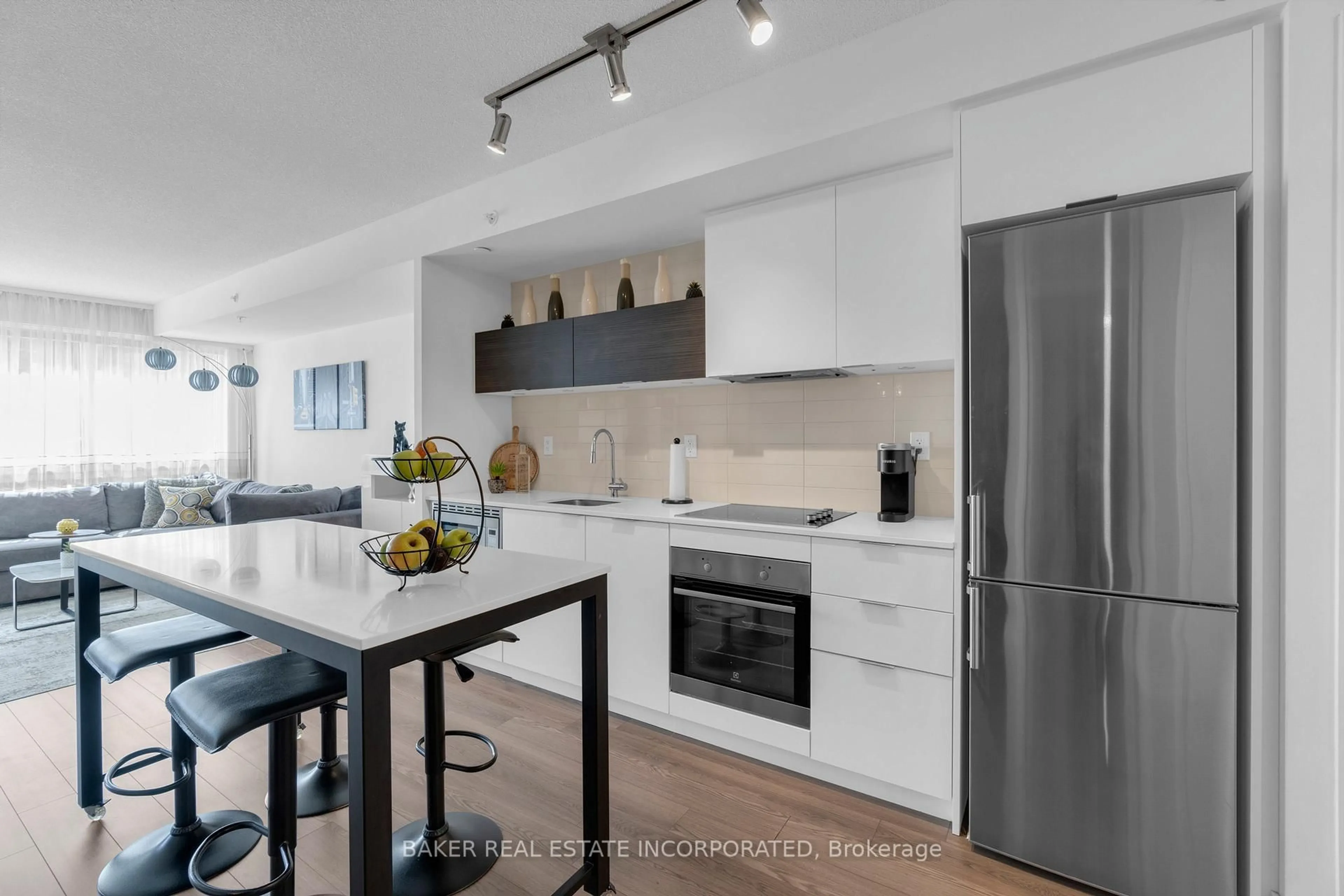 Unknown for 20 Thomas Riley Rd #701, Toronto Ontario M9B 0C3