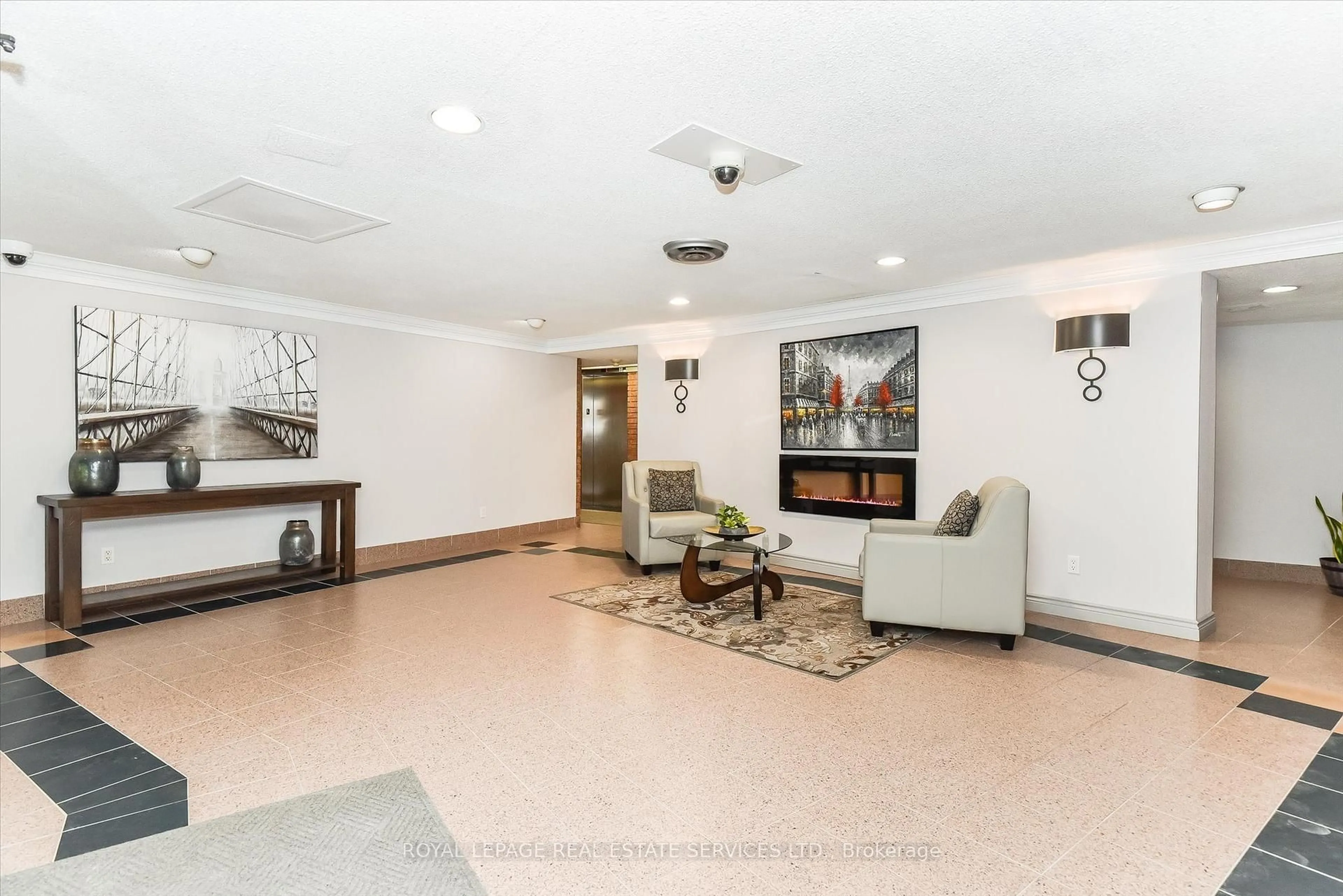 Lobby for 1240 Marlborough Crt #702, Oakville Ontario L6H 3K7