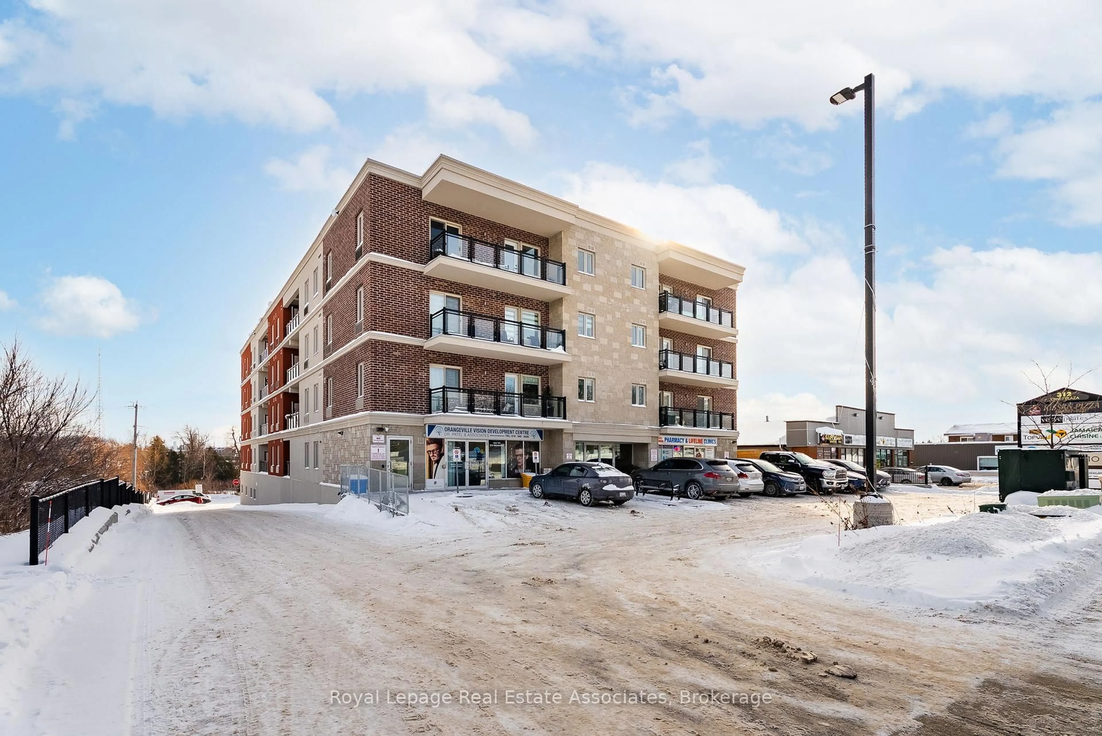 Unknown for 310 Broadway Ave #106, Orangeville Ontario L9W 1L3