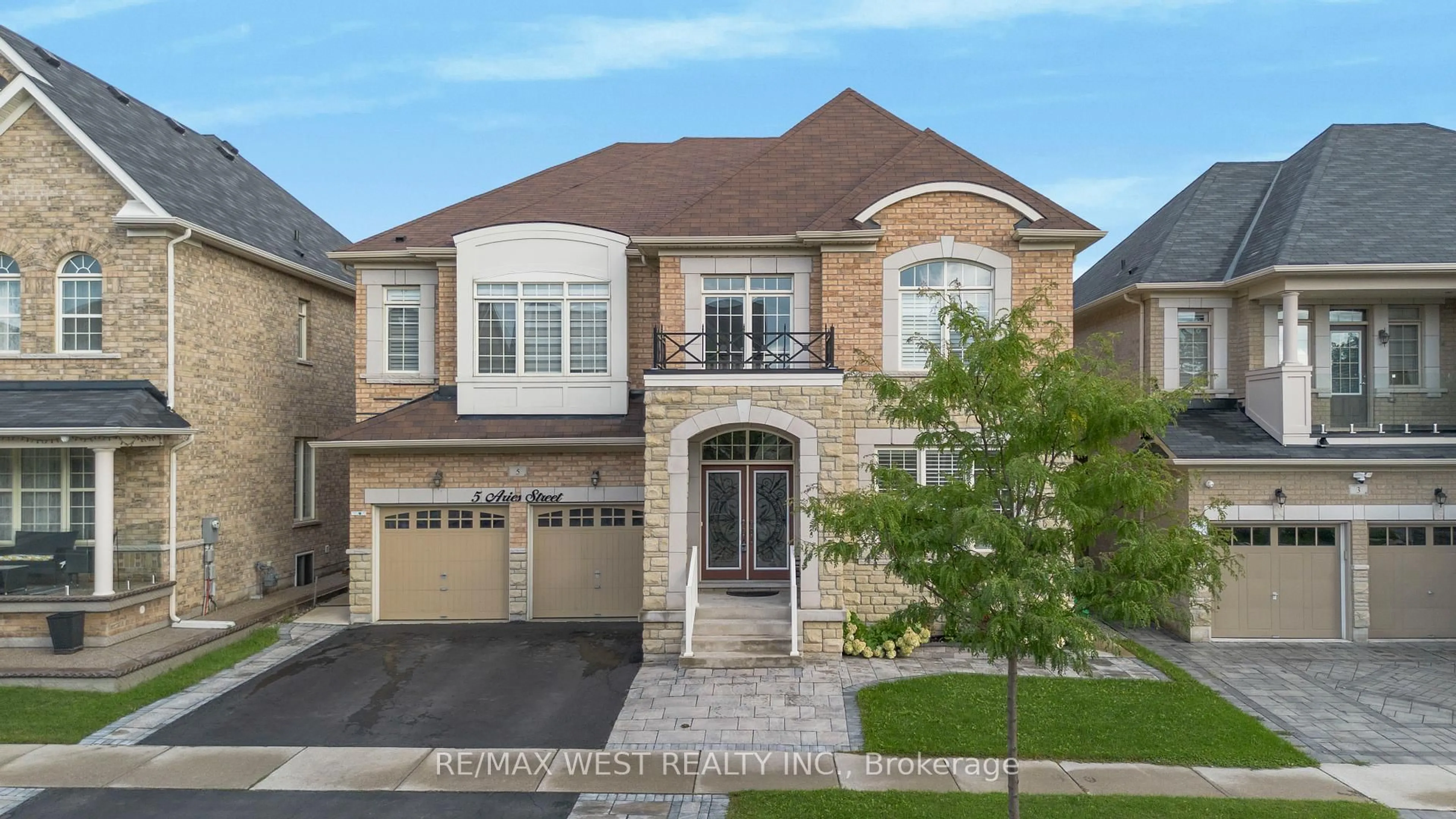 Home with brick exterior material, street for 5 Aries St, Brampton Ontario L6Y 5Z2