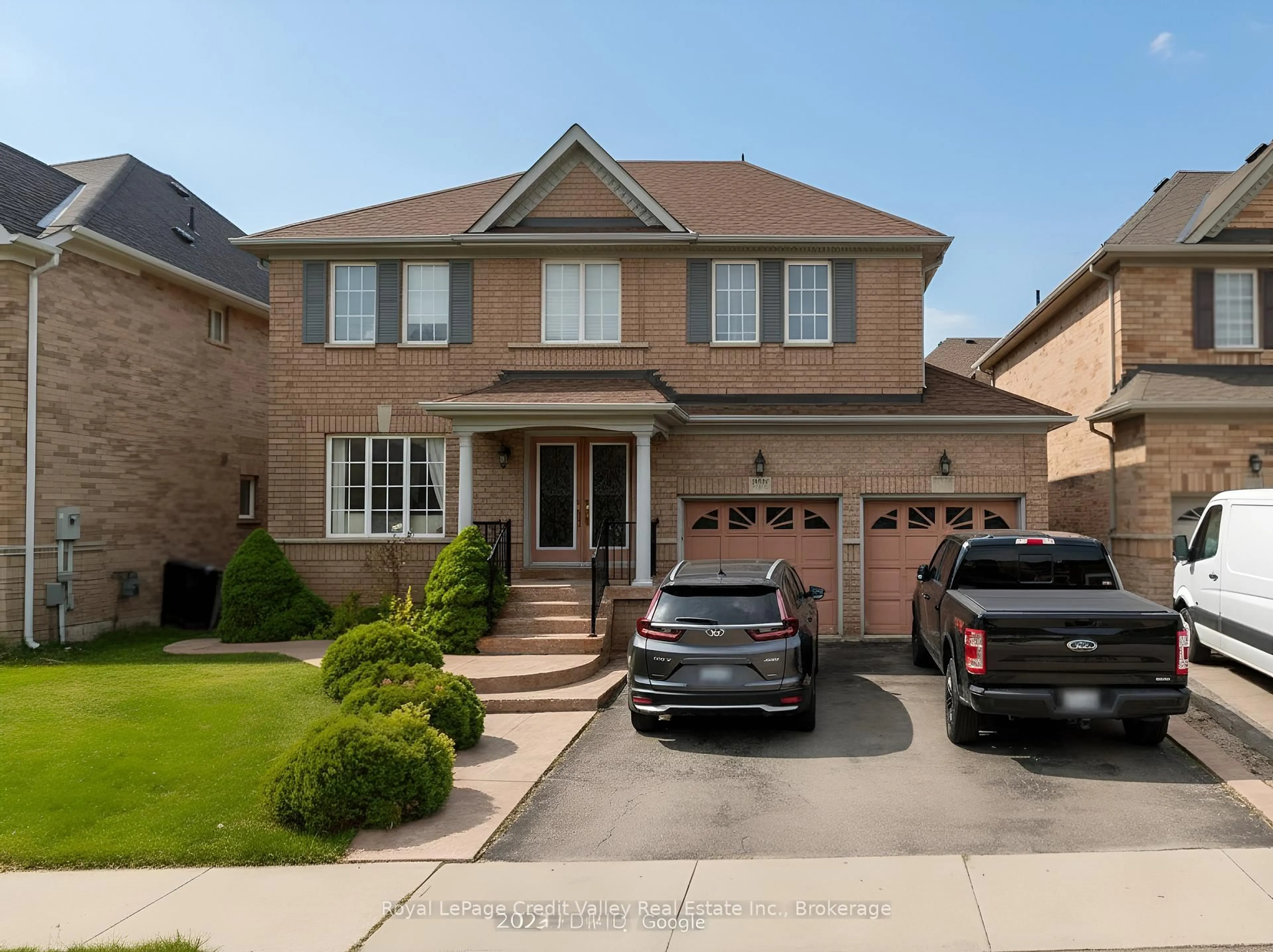 Home with brick exterior material, street for 6 Foxmere Rd, Brampton Ontario L7A 1S6