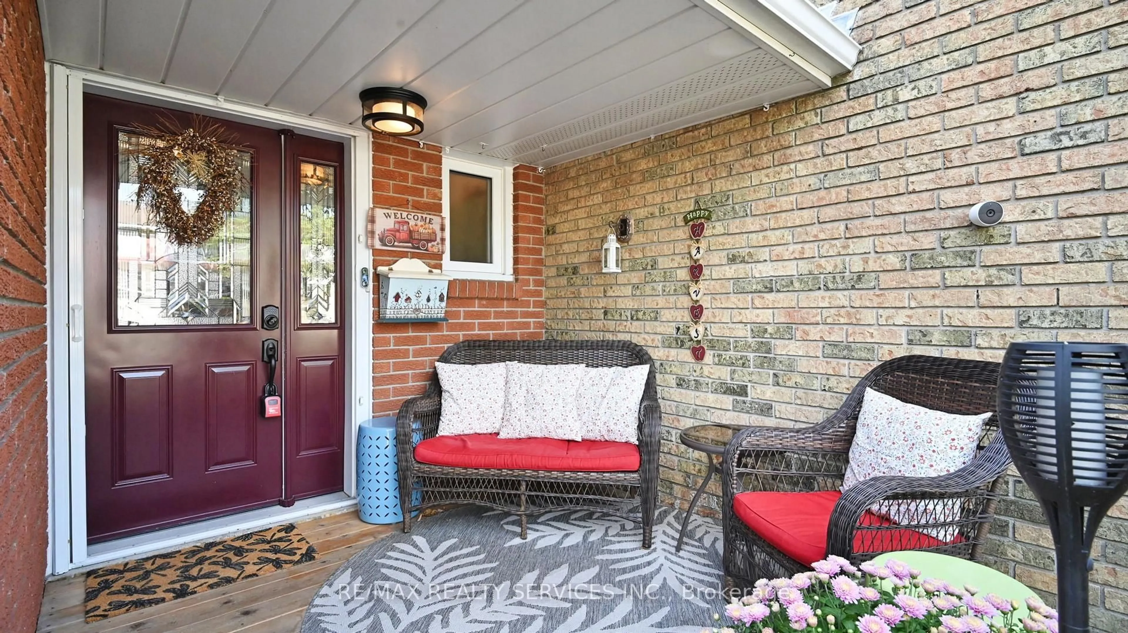 Unknown for 72 Carisbrooke Crt, Brampton Ontario L6S 3K1