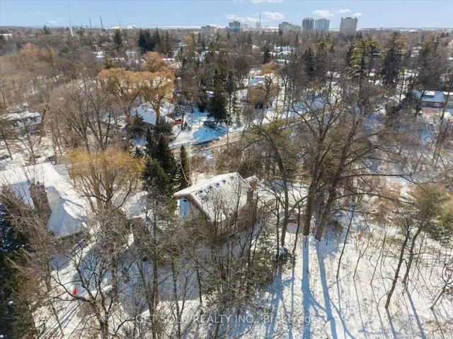 1701 Birchwood Dr, Mississauga 3