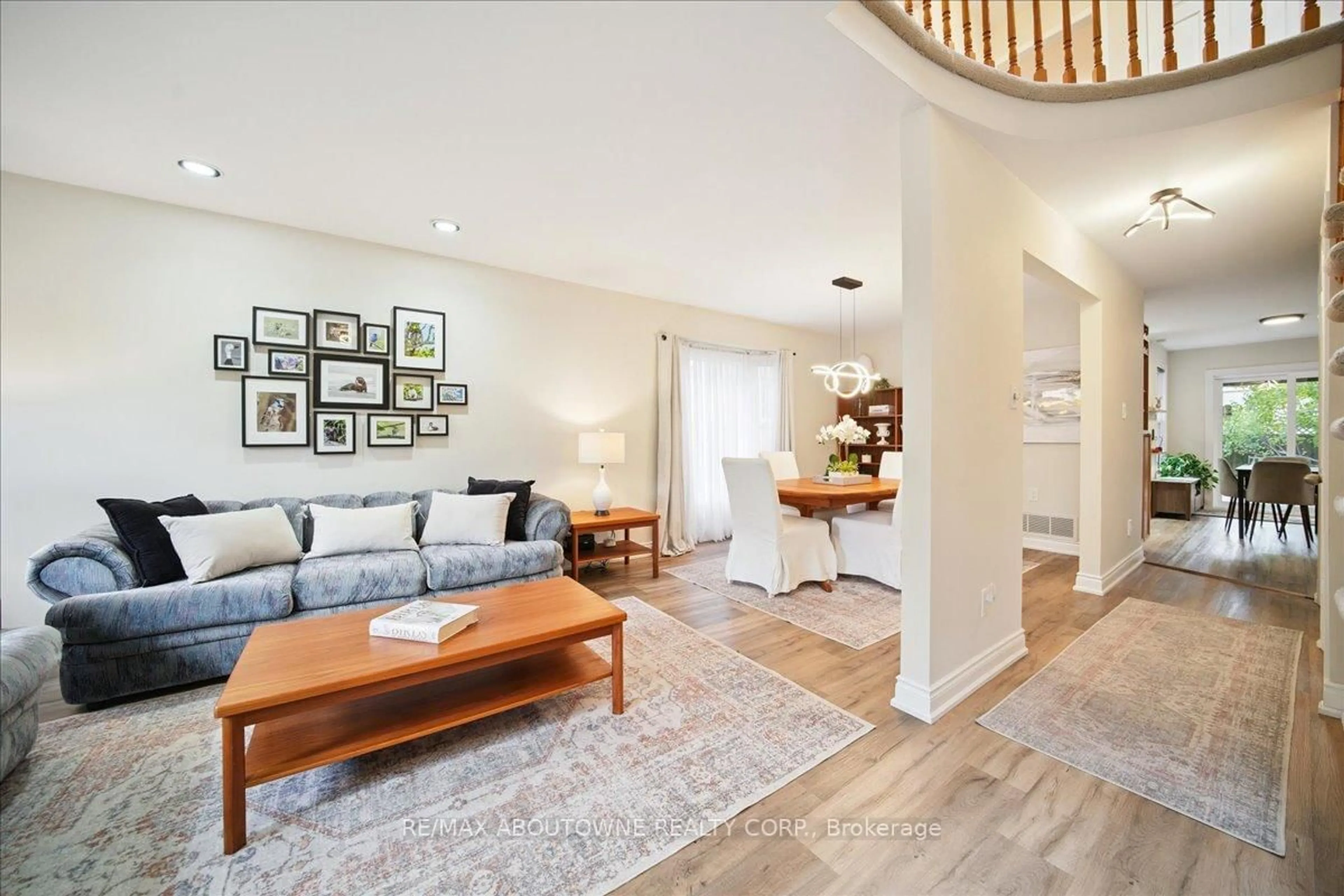 Unknown for 87 River Oaks Blvd, Oakville Ontario L6H 3N4