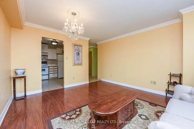 3559 Eglinton Ave #402, Toronto 3