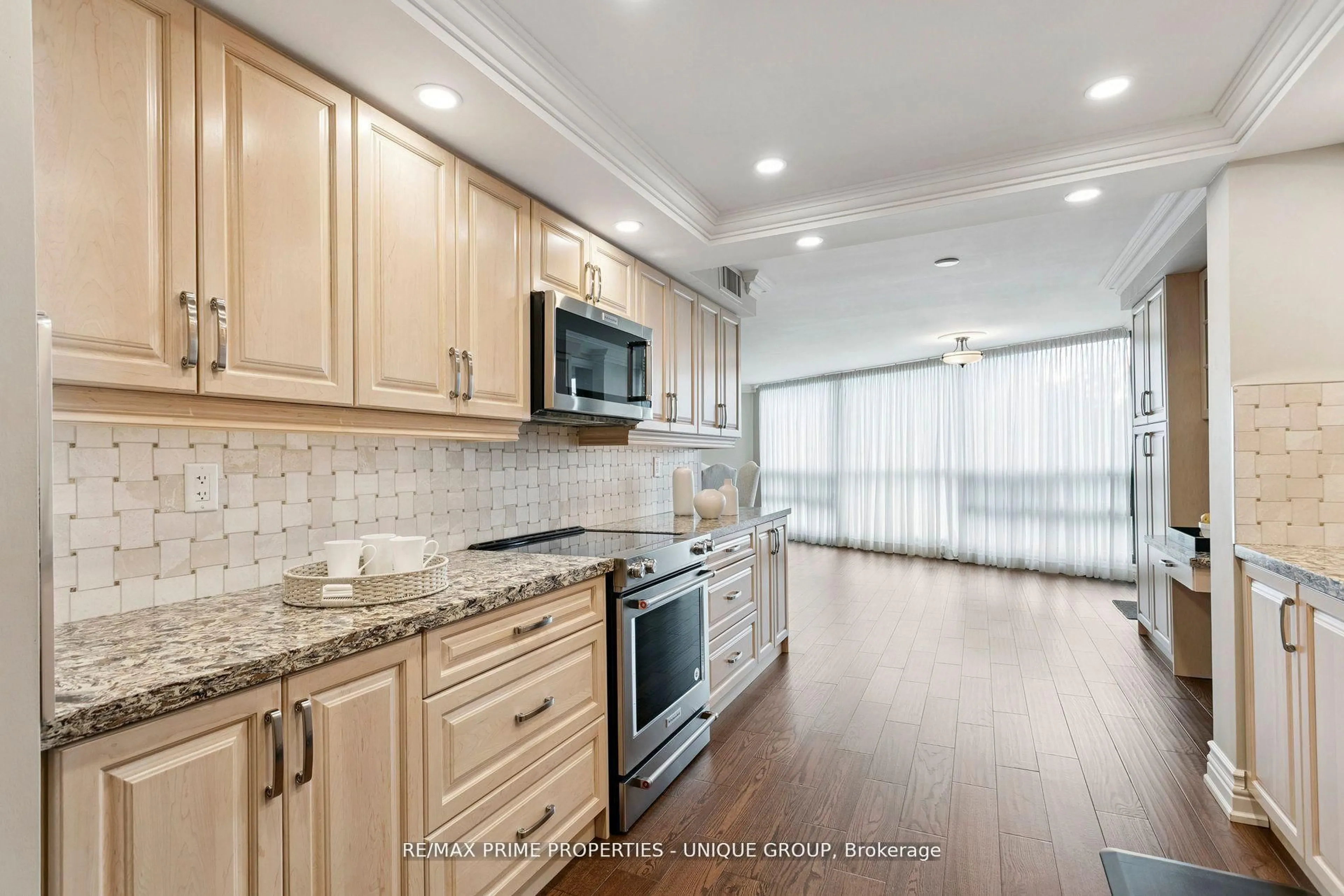 Open concept kitchen, unknown for 2010 Islington Ave #405, Toronto Ontario M9P 3S8