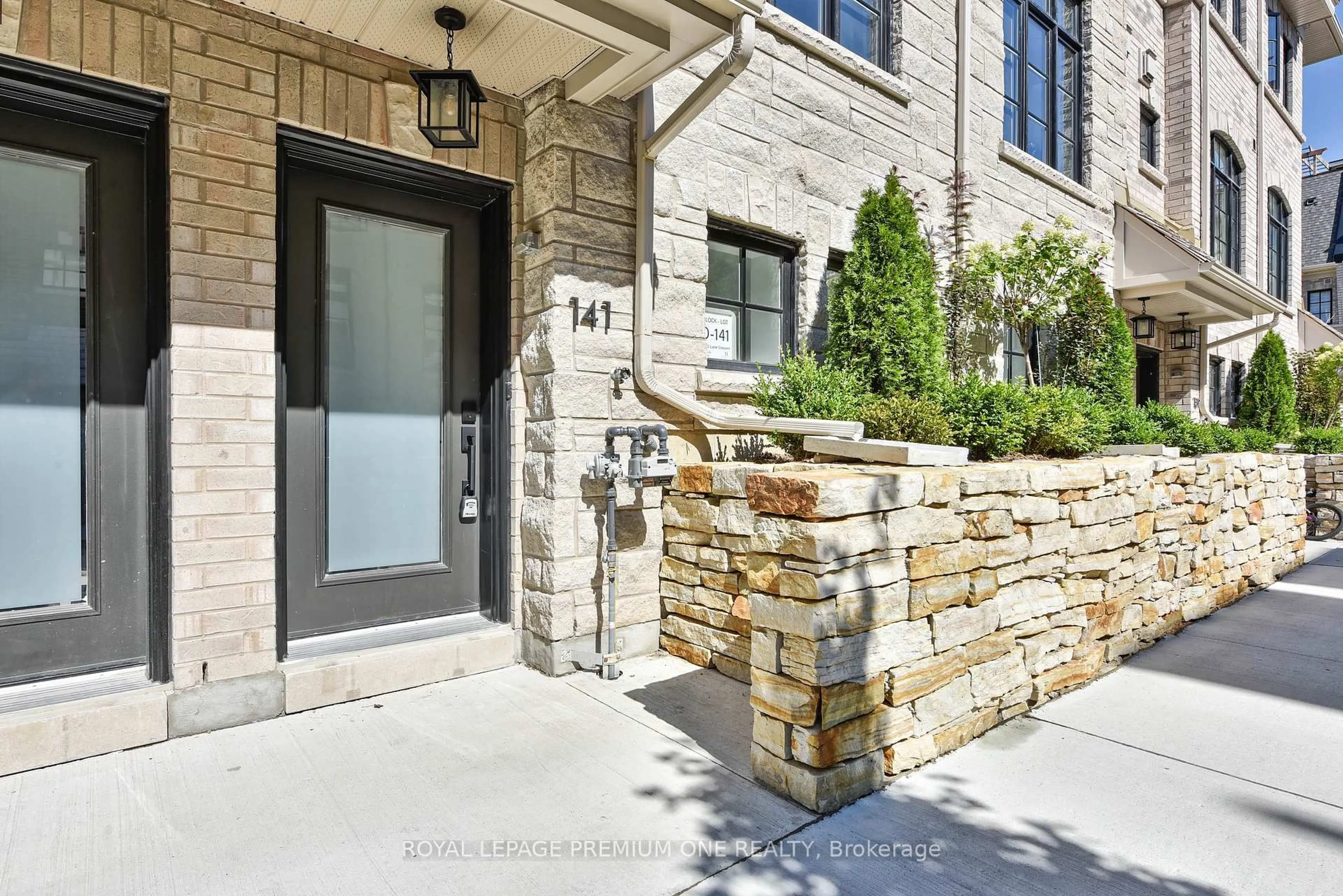 Home with brick exterior material, street for 55 LUNAR Cres #141, Mississauga Ontario L5M 2R2