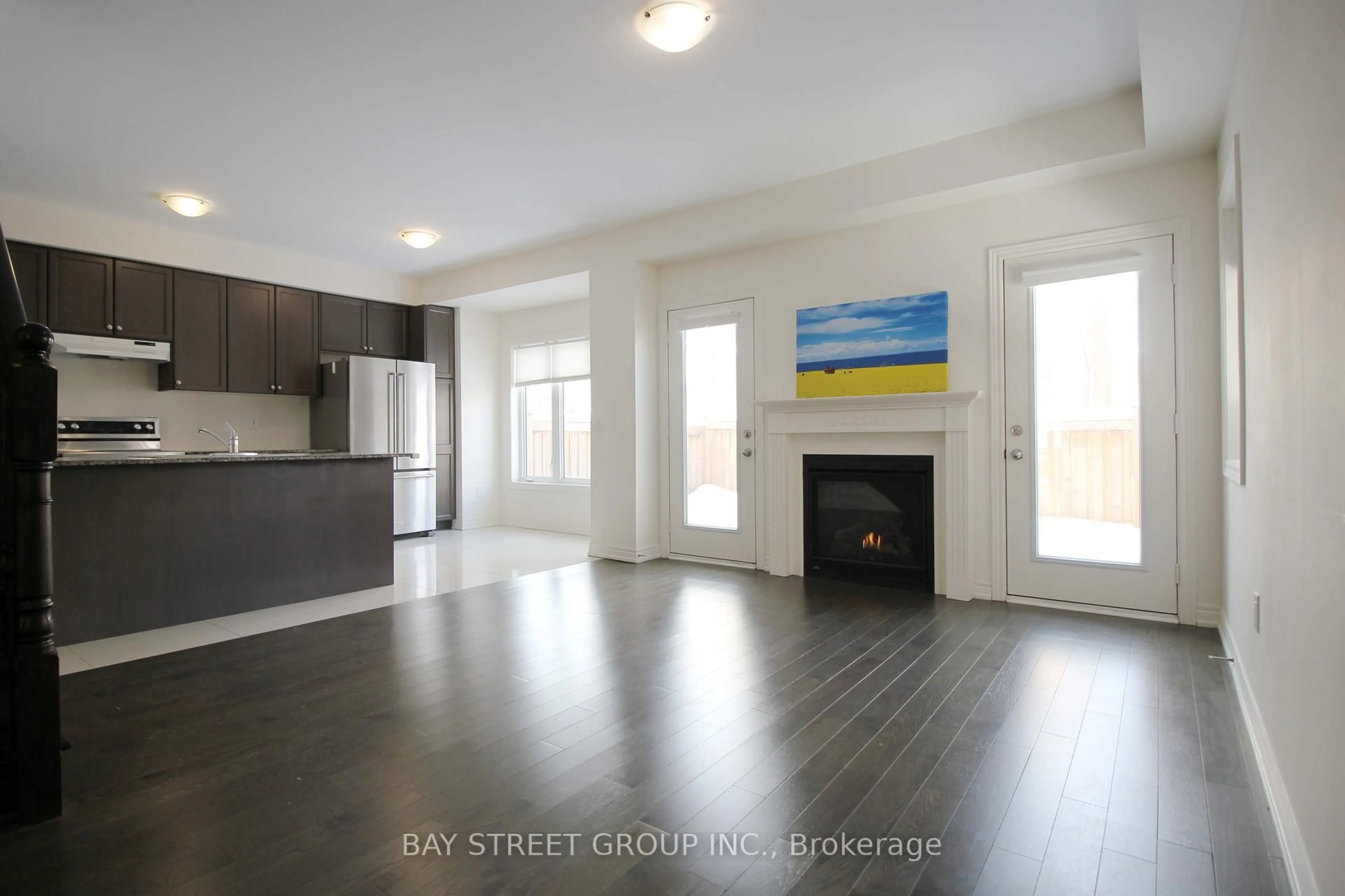 Open concept kitchen, unknown for 3903 Tufgar Cres, Burlington Ontario L7M 1N7