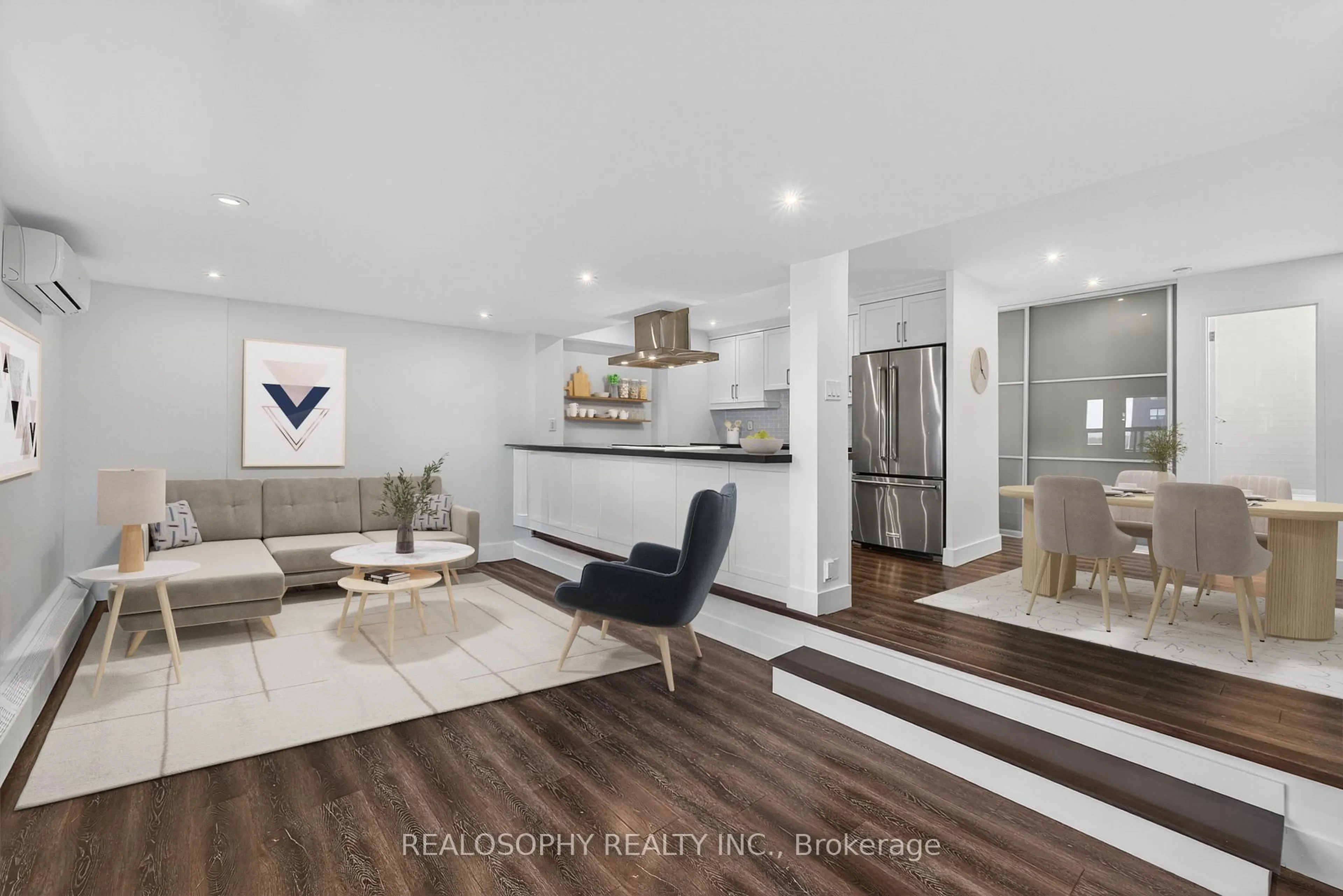 Living room with furniture, unknown for 15 Elizabeth St #905, Mississauga Ontario L5G 2Z3