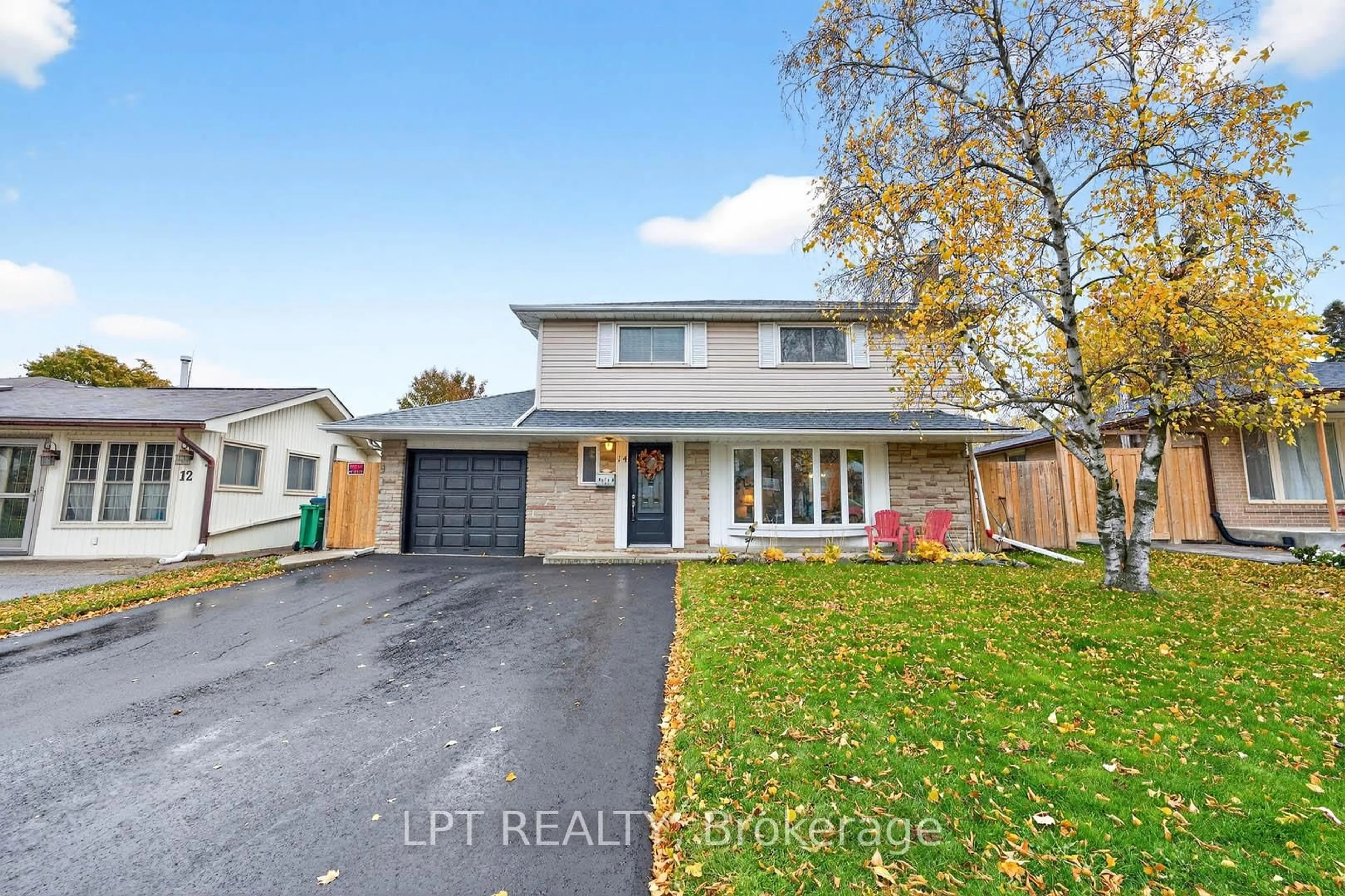Home with brick exterior material, street for 14 Caledon Cres, Brampton Ontario L6W 1C5