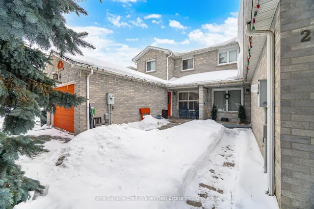18 Silverstream Rd, Brampton 3
