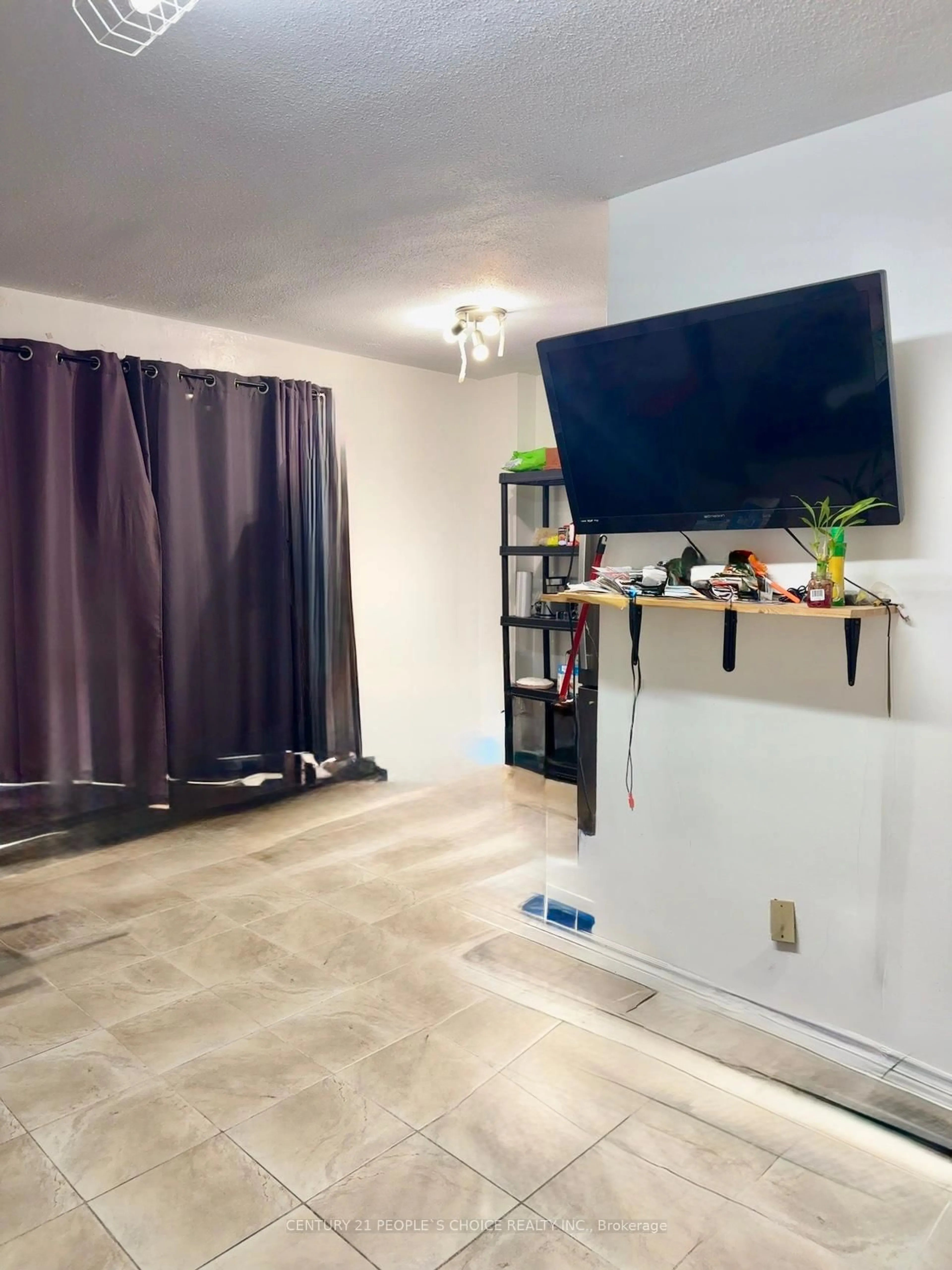 A pic of a room for 10 Eddystone Ave #116, Toronto Ontario M3N 2T2