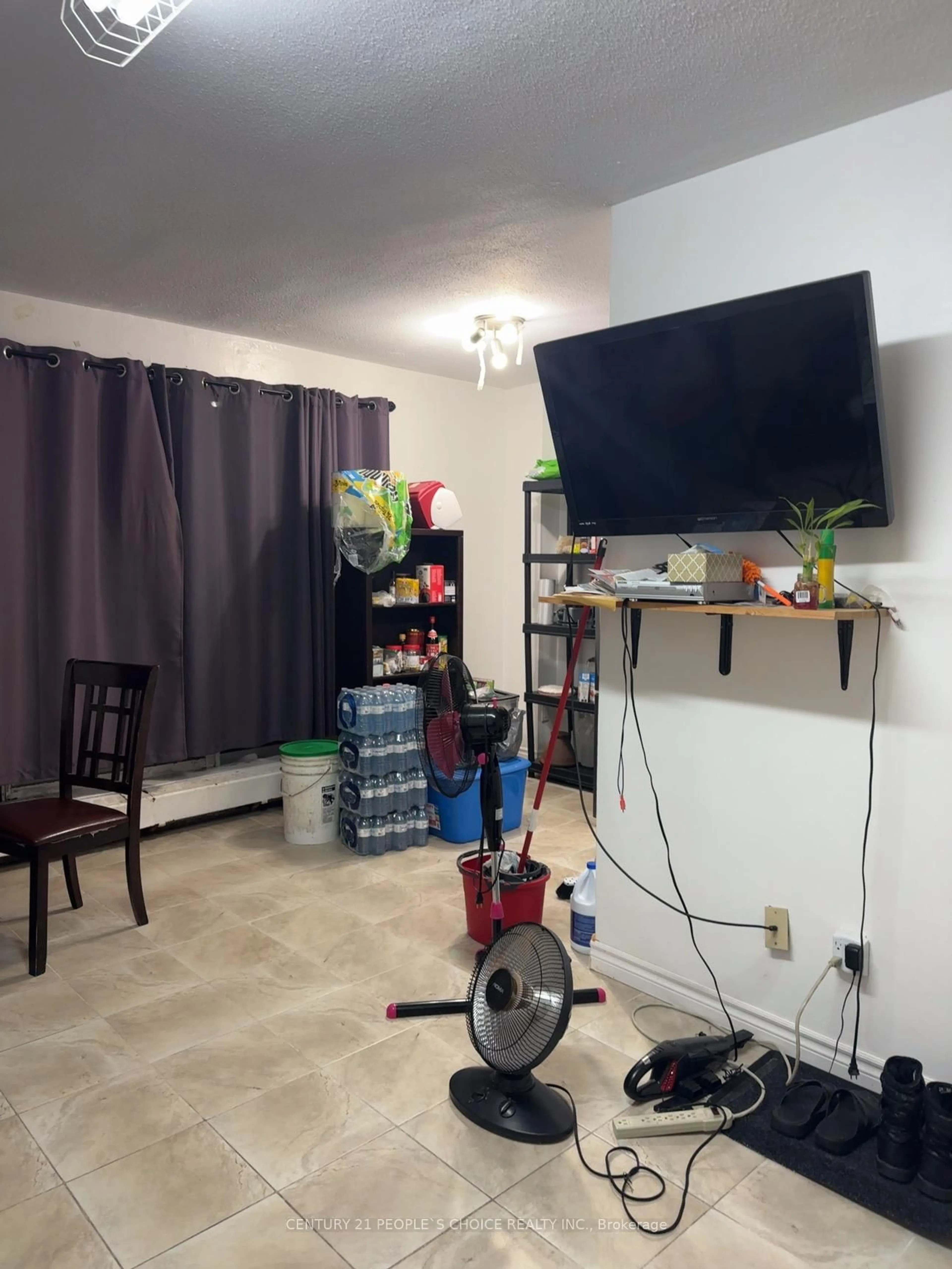 A pic of a room for 10 Eddystone Ave #116, Toronto Ontario M3N 2T2