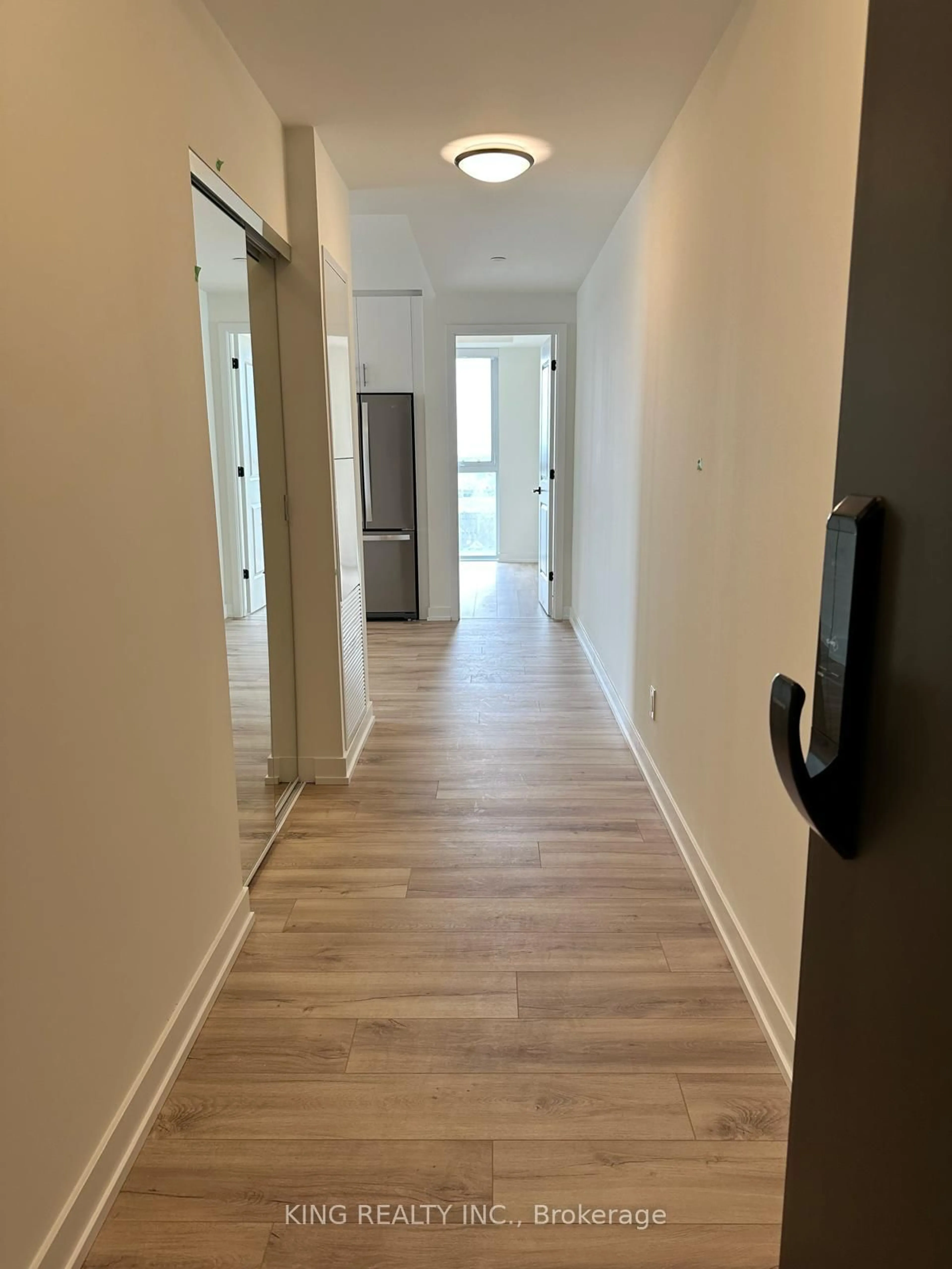 Indoor entryway for 335 Wheat Boom Dr #1209, Oakville Ontario L6H 7Y1