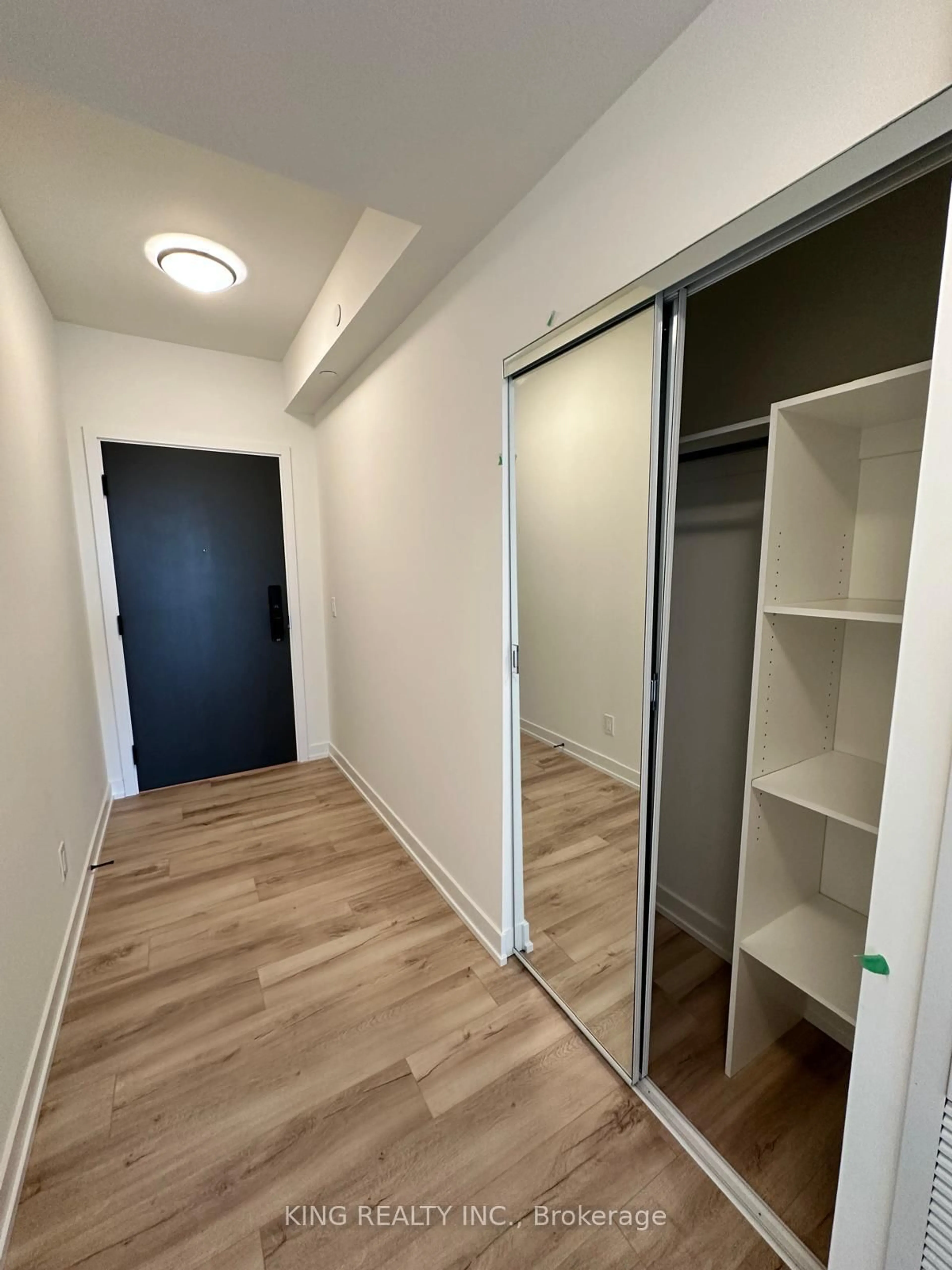 A pic of a room for 335 Wheat Boom Dr #1209, Oakville Ontario L6H 7Y1