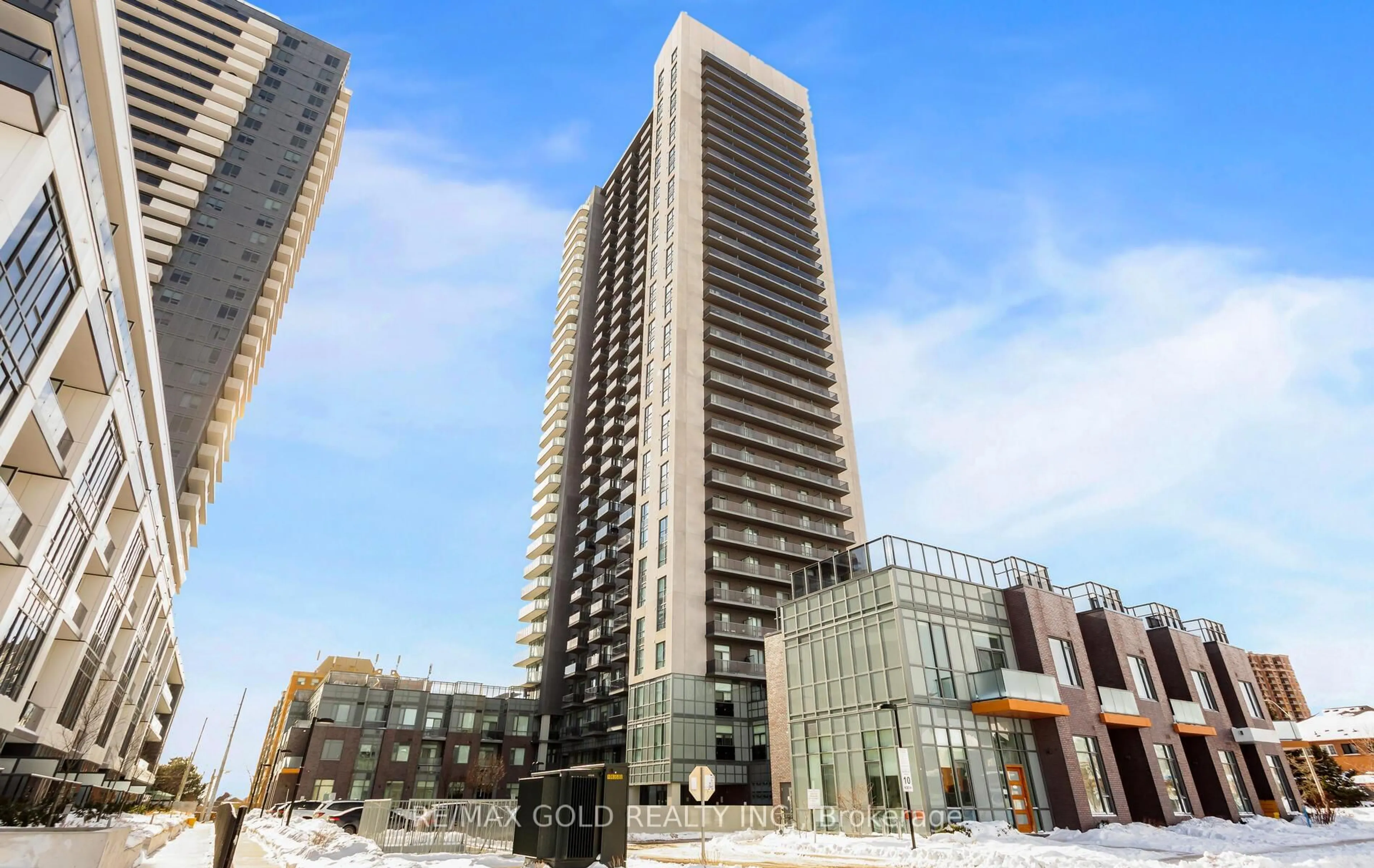 Indoor foyer for 8 Nahani Way #309, Mississauga Ontario L4Z 0C6