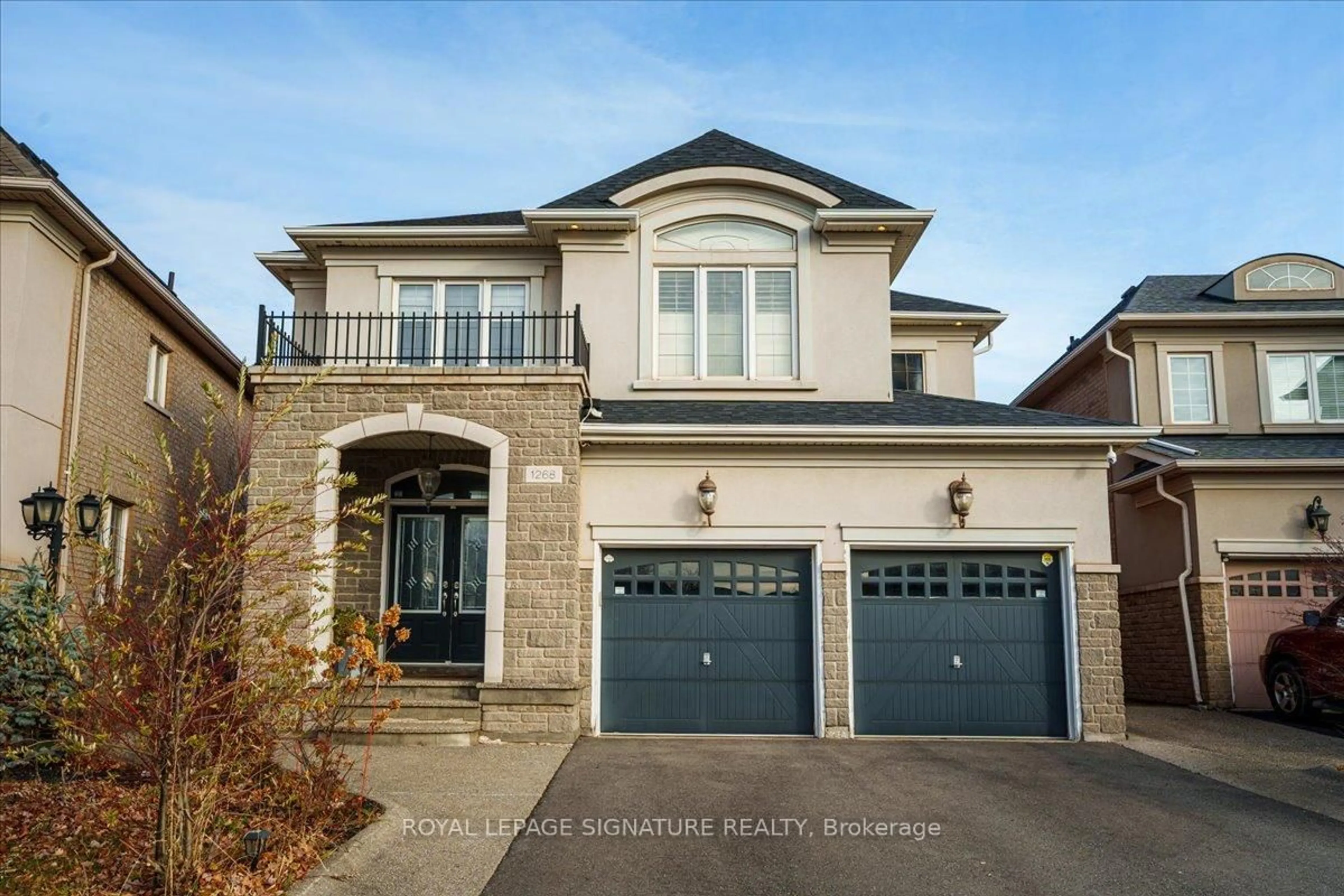 Home with brick exterior material, street for 1268 Kestell Blvd, Oakville Ontario L6H 0B3
