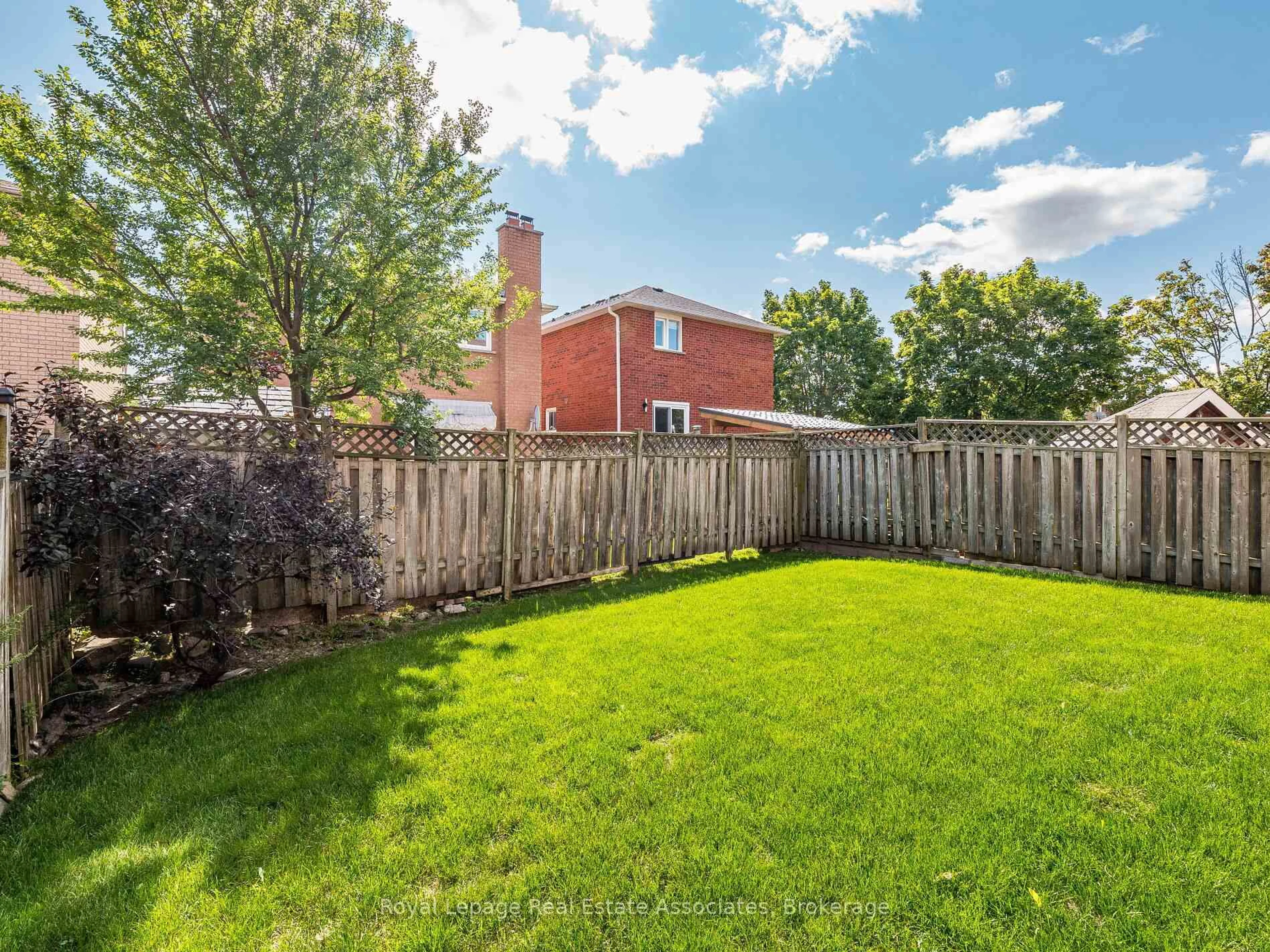 Unknown for 6033 Duford Dr, Mississauga Ontario L5V 1A8