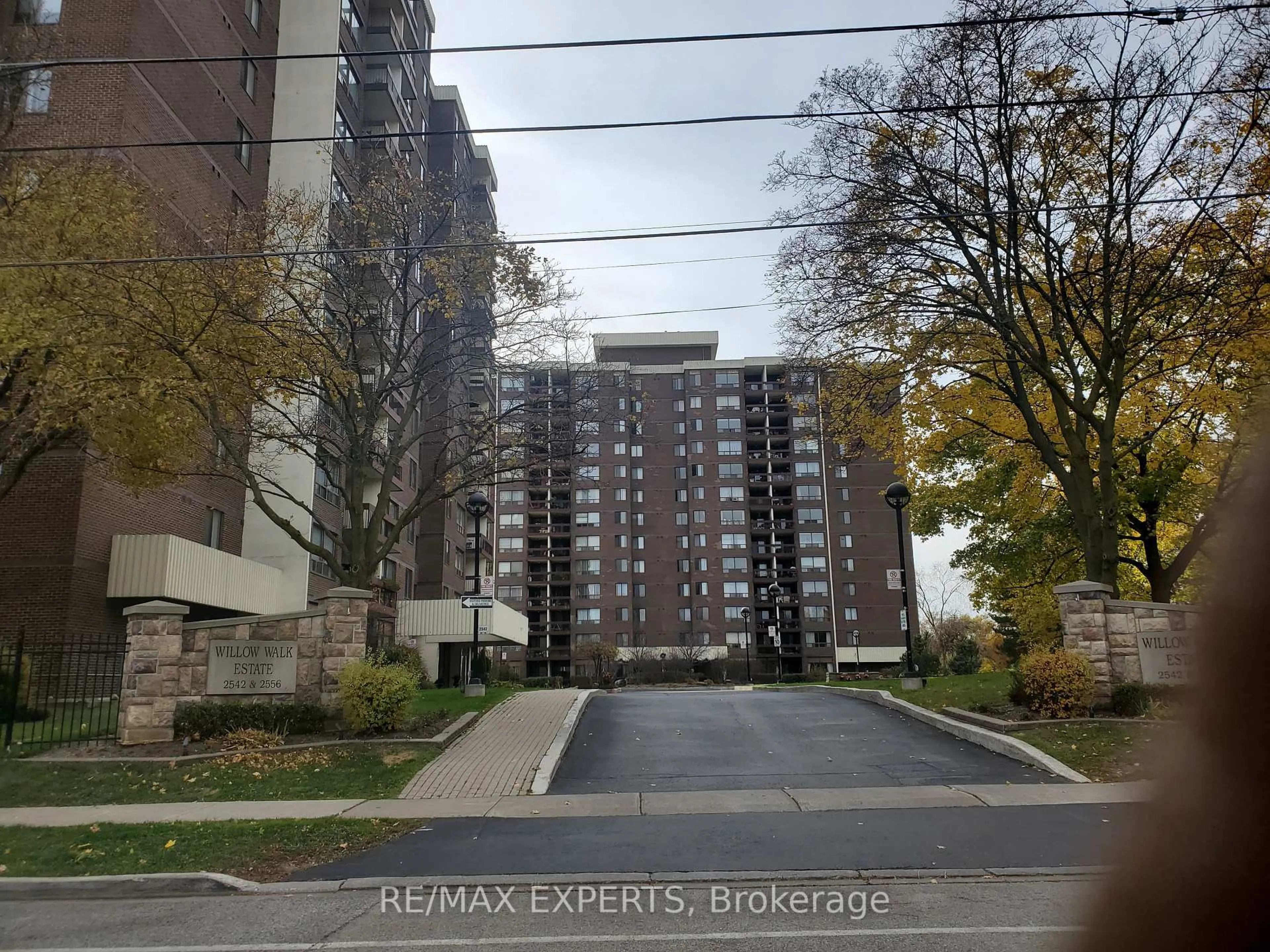 Unknown for 2542 Argyle Rd #804, Mississauga Ontario L4B 2H5