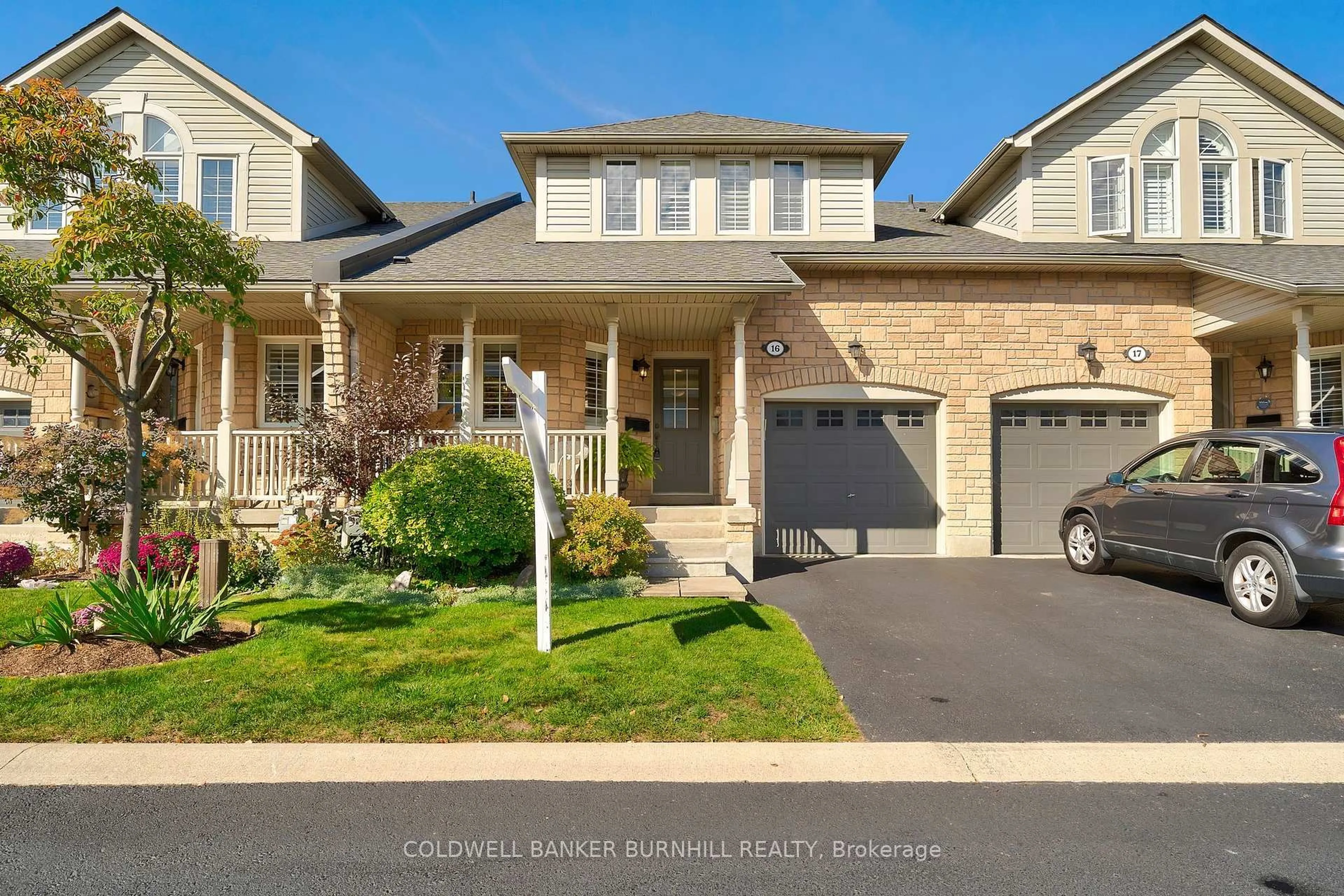 Home with brick exterior material, street for 223 Rebecca St #16, Oakville Ontario L6K 3Y2
