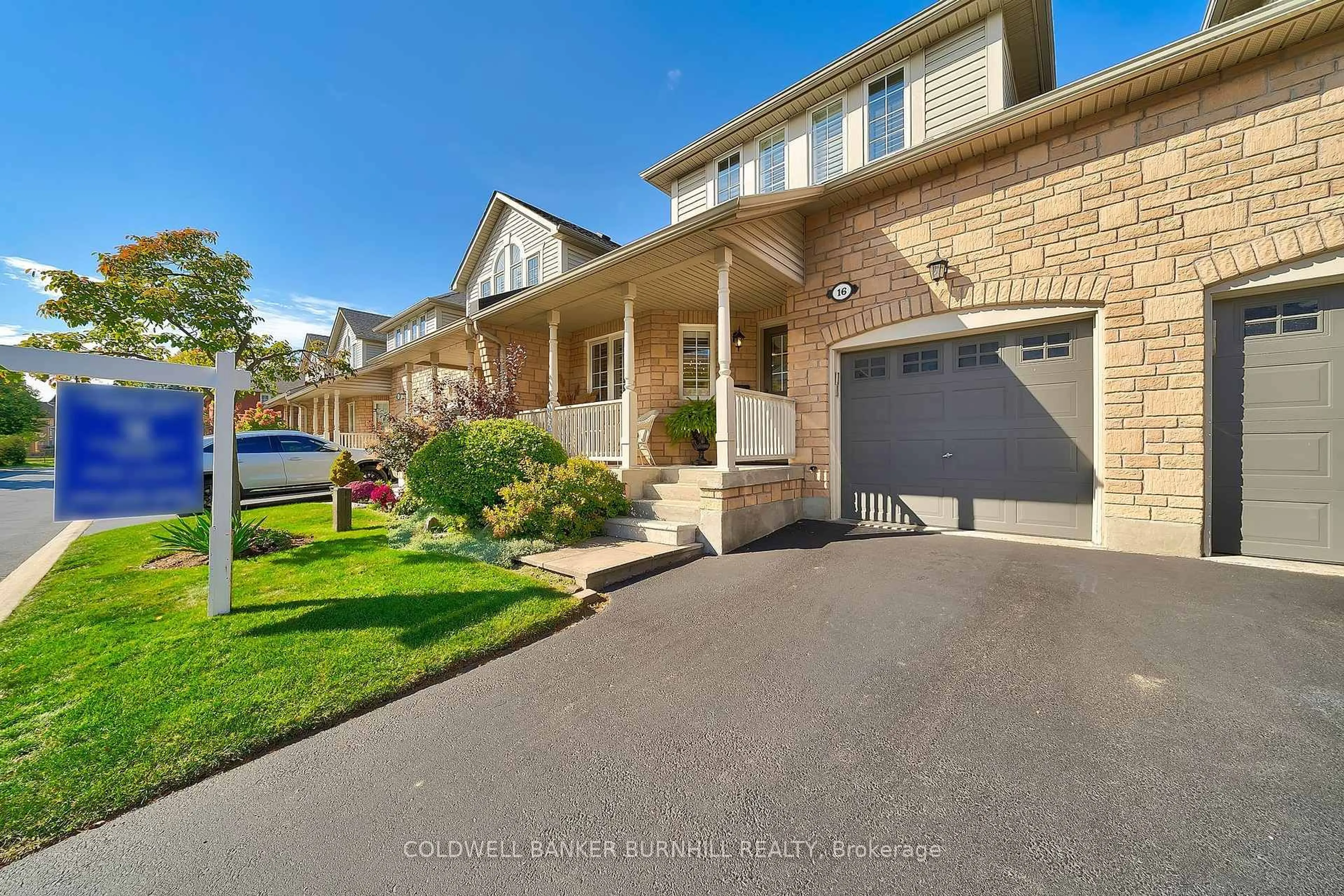 Unknown for 223 Rebecca St #16, Oakville Ontario L6K 3Y2