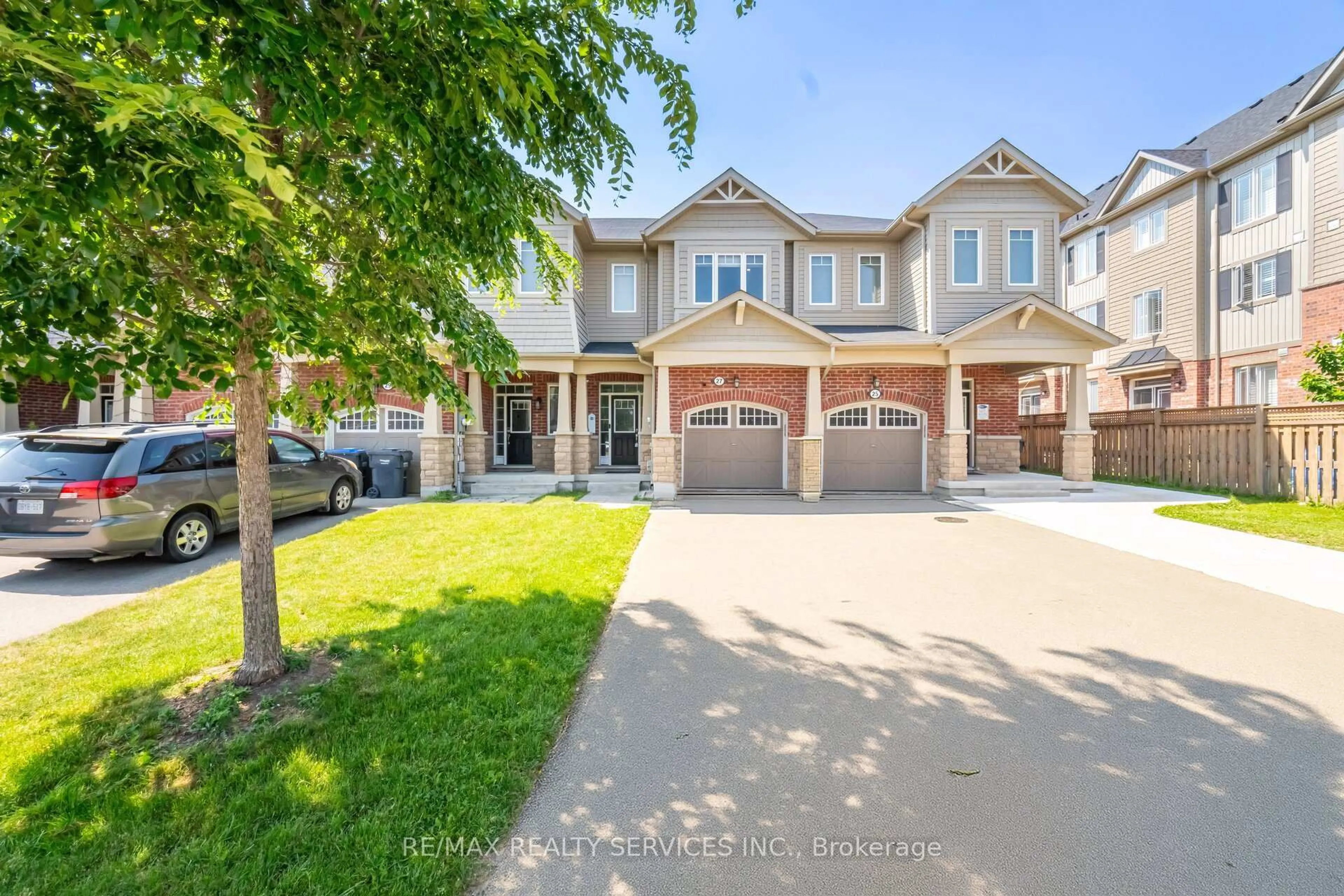 Unknown for 27 Phyllis Dr, Caledon Ontario L7C 4E3