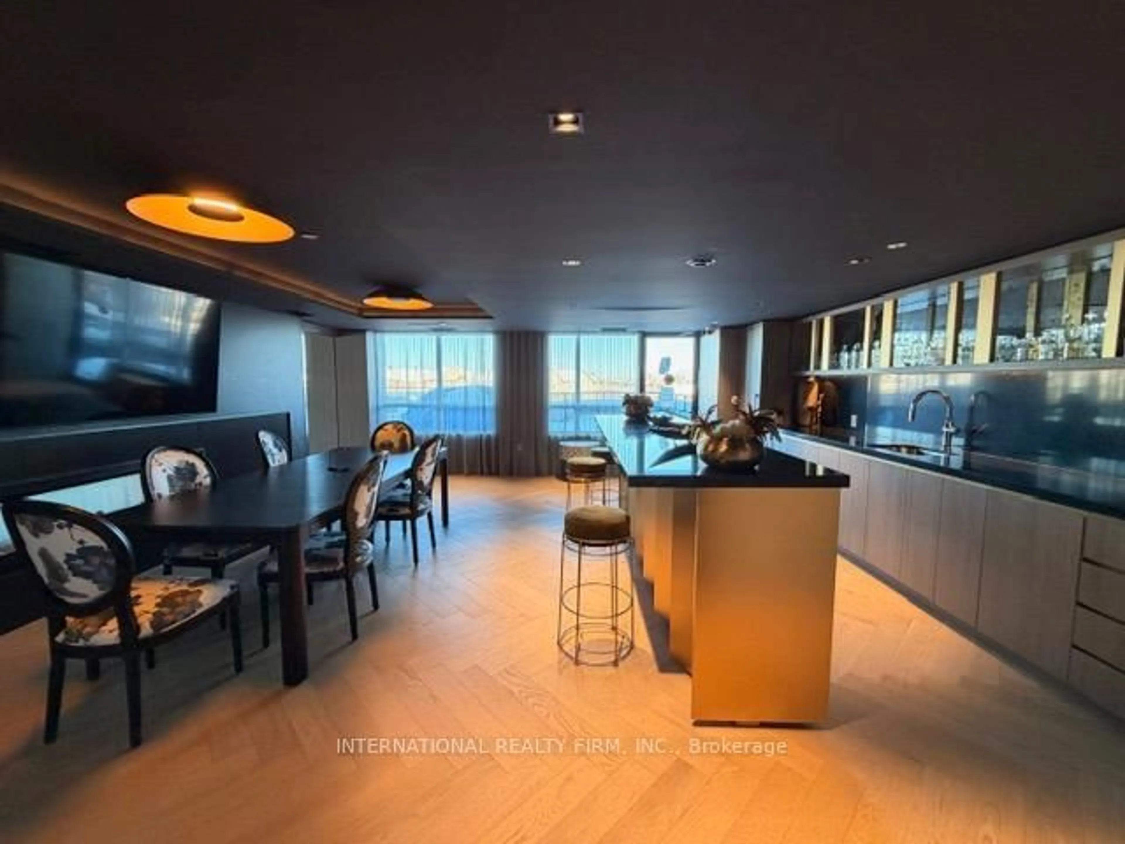 Unknown for 395 Dundas St #318, Oakville Ontario L6M 5R8