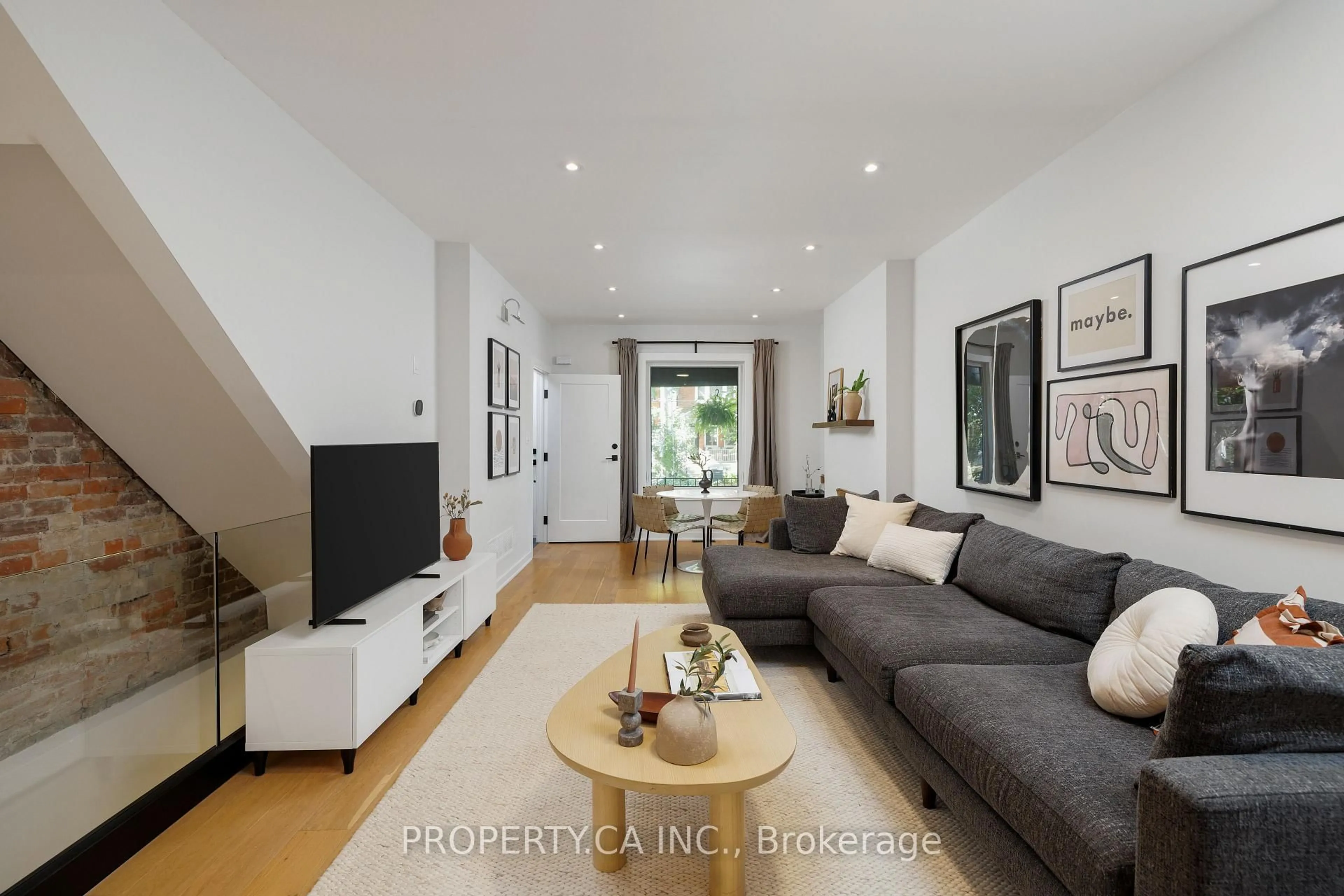 Living room with furniture, unknown for 79 Macdonell Ave, Toronto Ontario M6R 2A4