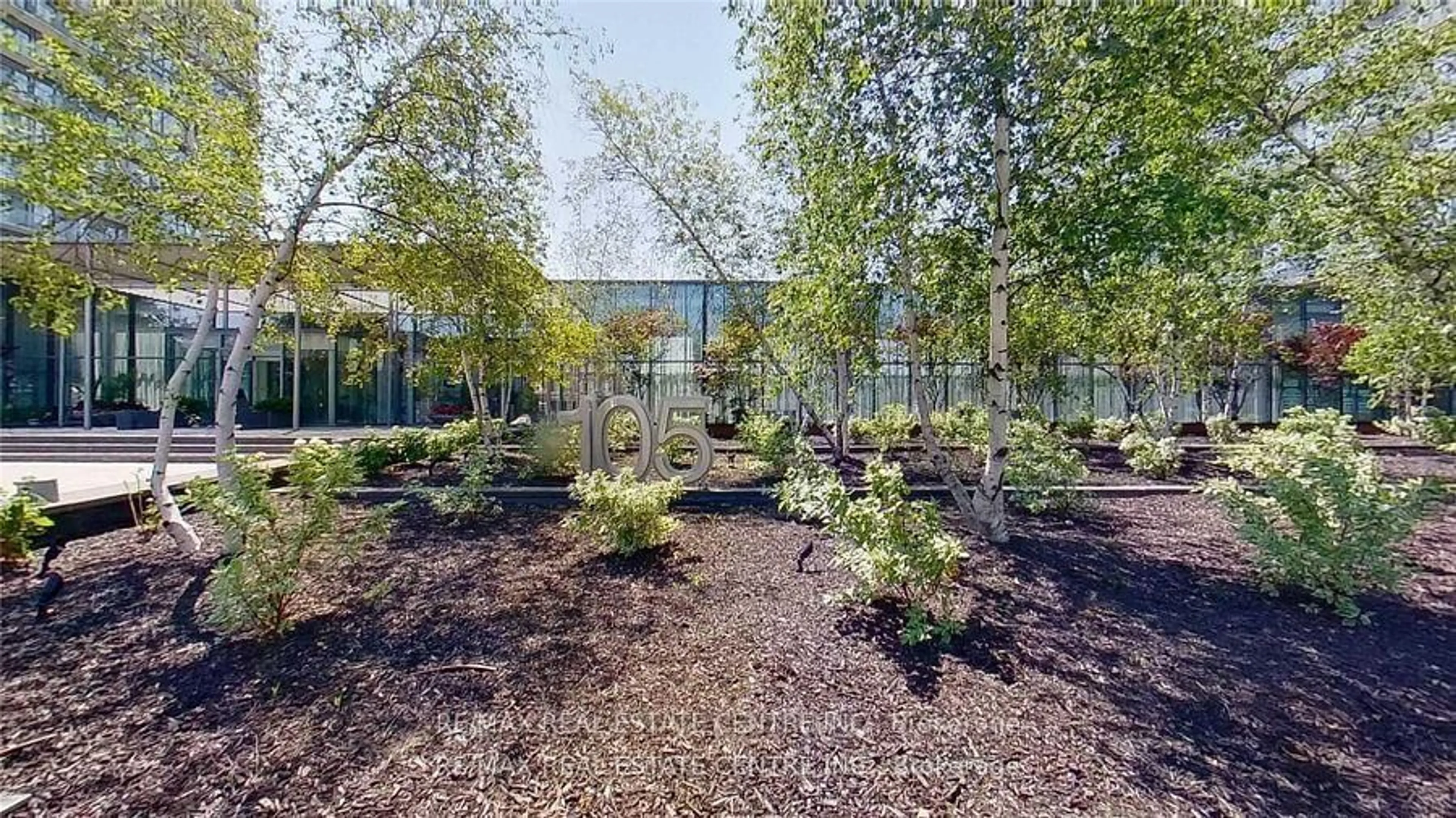 Unknown for 105 The Queensway #1010, Toronto Ontario M6S 5B5