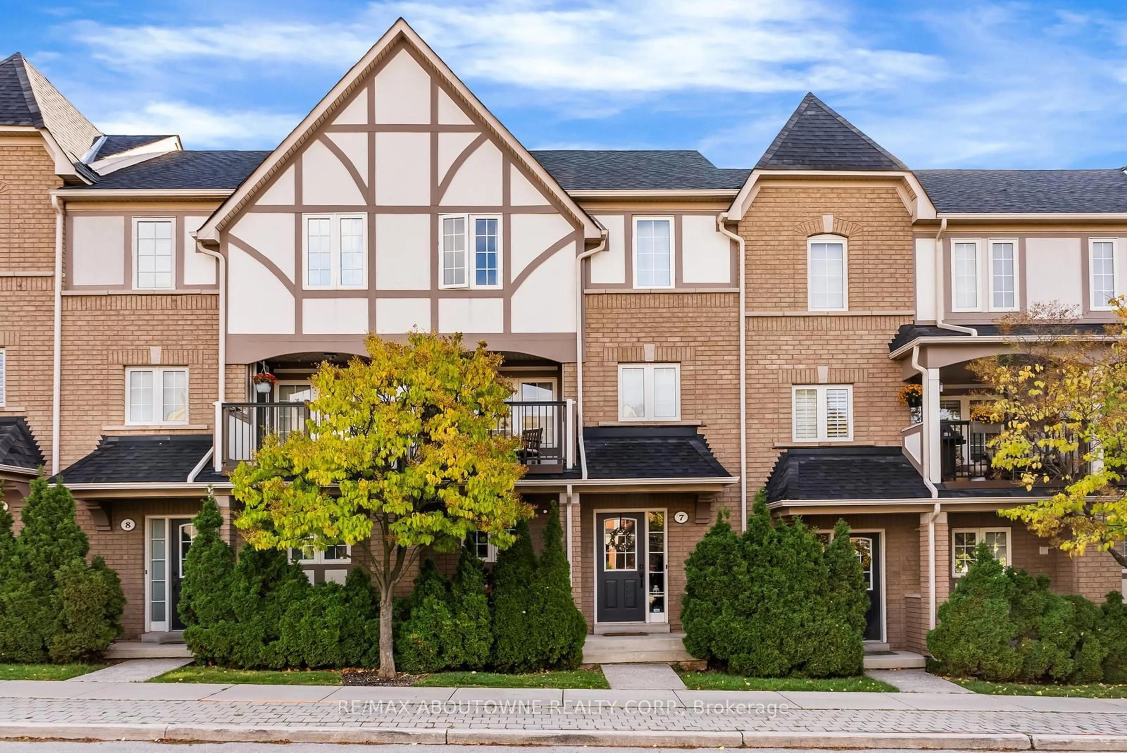 Home with brick exterior material, street for 2321 Parkhaven Blvd #7, Oakville Ontario L6H 7S3