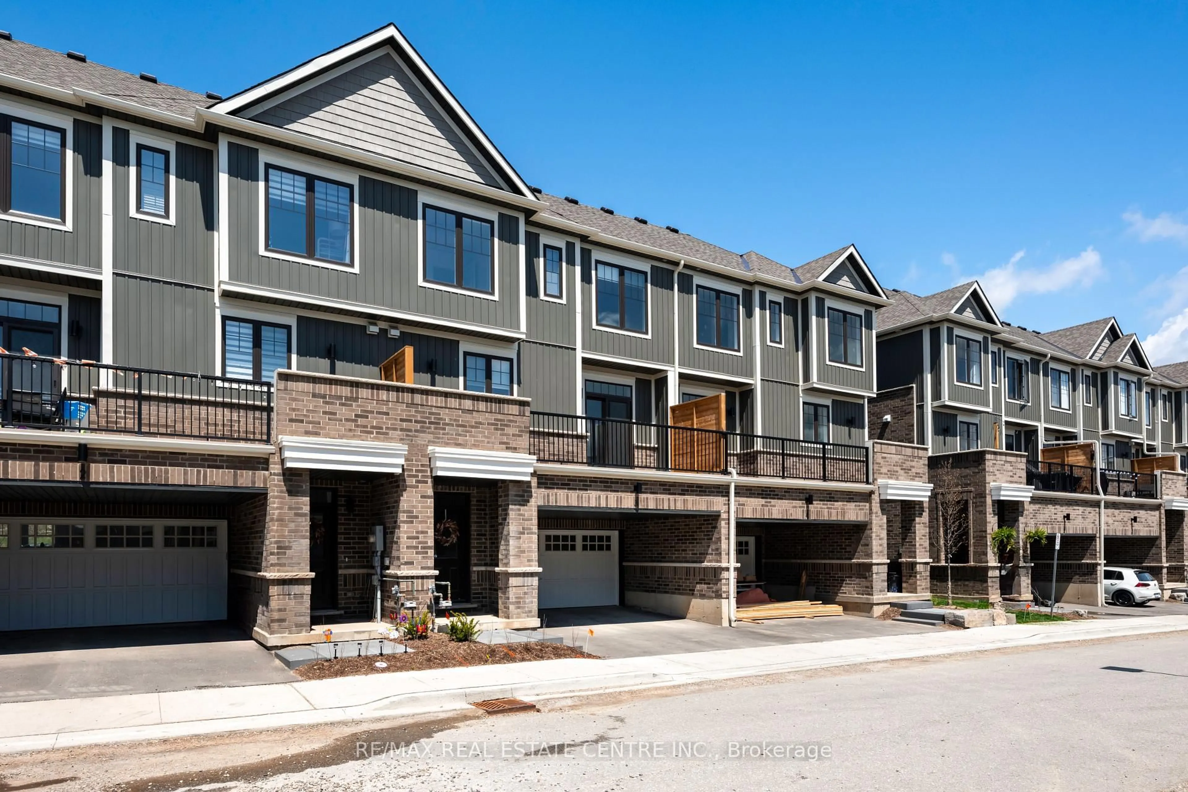 Unknown for 690 Broadway Ave #3, Orangeville Ontario L9W 5C8