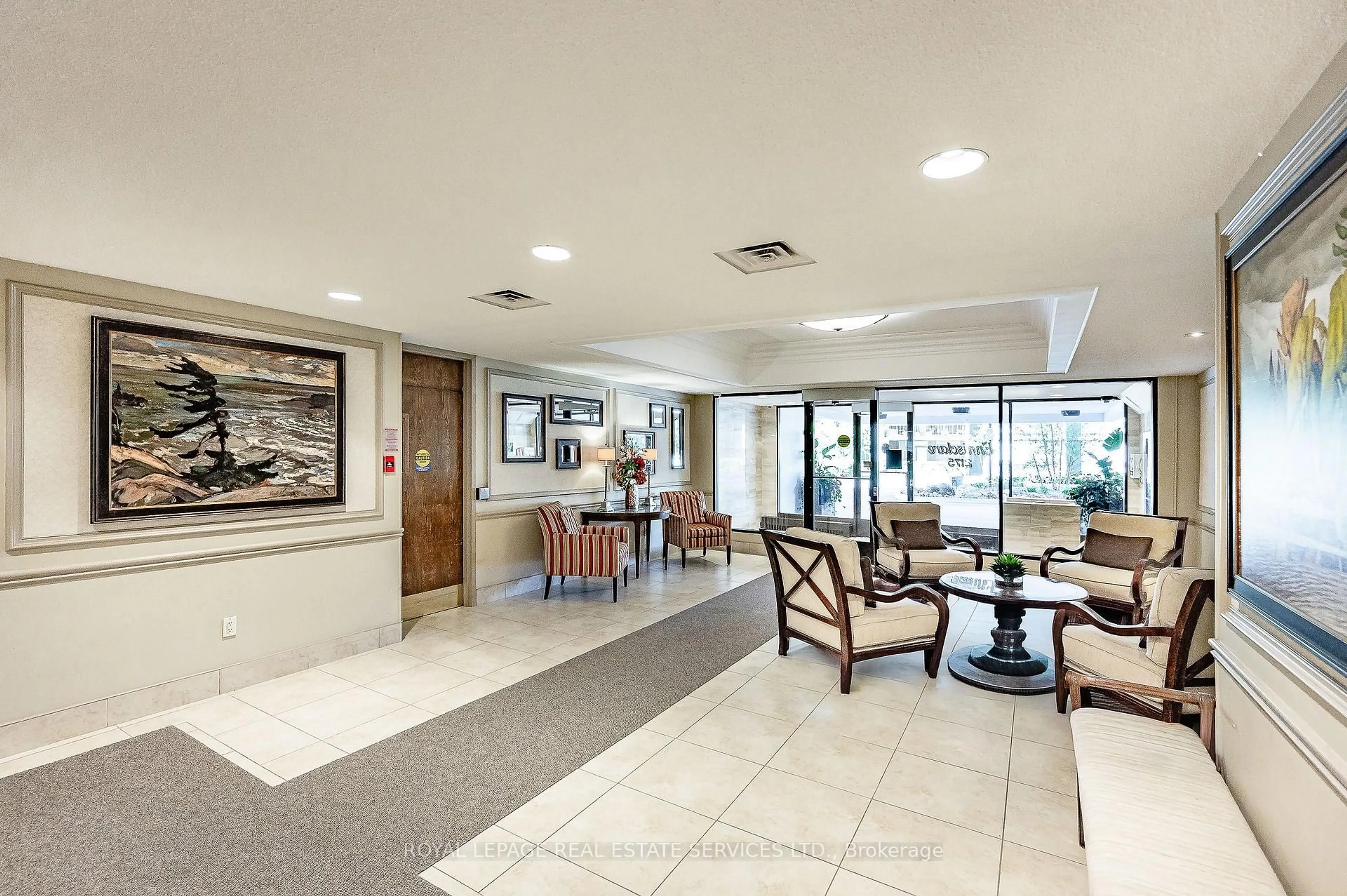 Lobby for 2175 Marine Dr #903, Oakville Ontario L6L 5L5