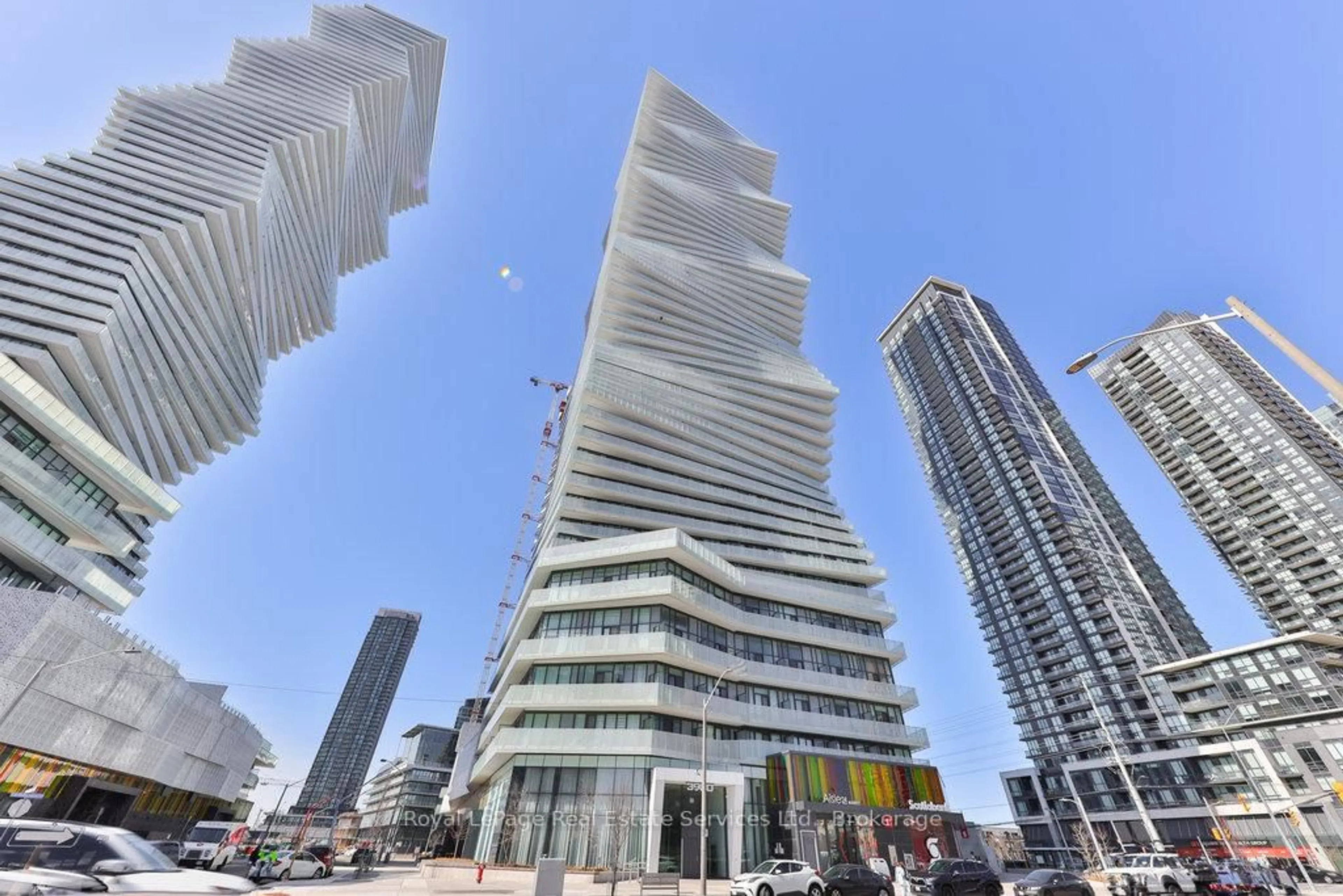 Unknown for 3900 Confederation Pkwy #6005, Mississauga Ontario L5B 0M3