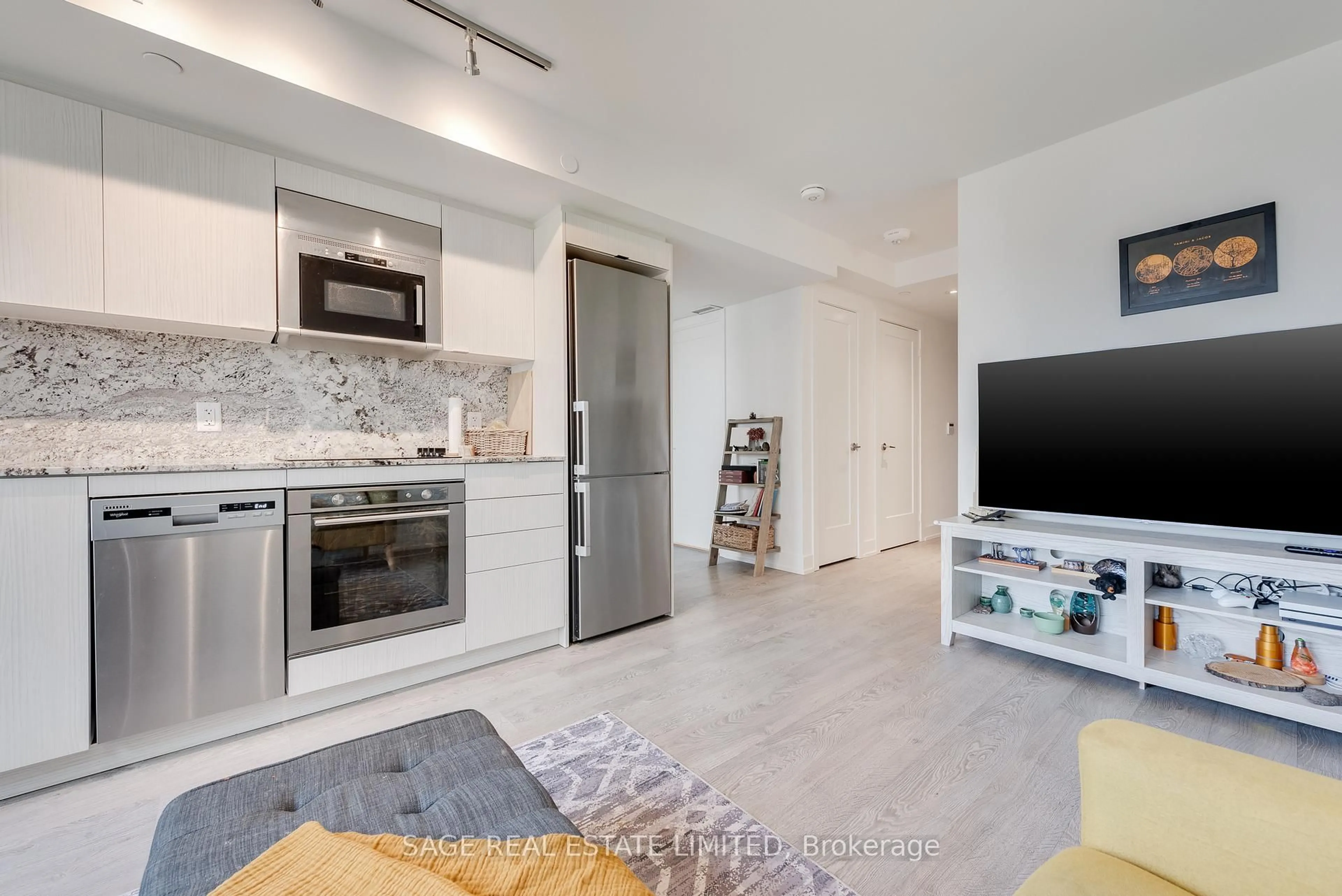 Open concept kitchen, unknown for 5 Mabelle Ave #834, Toronto Ontario M9A 0C8