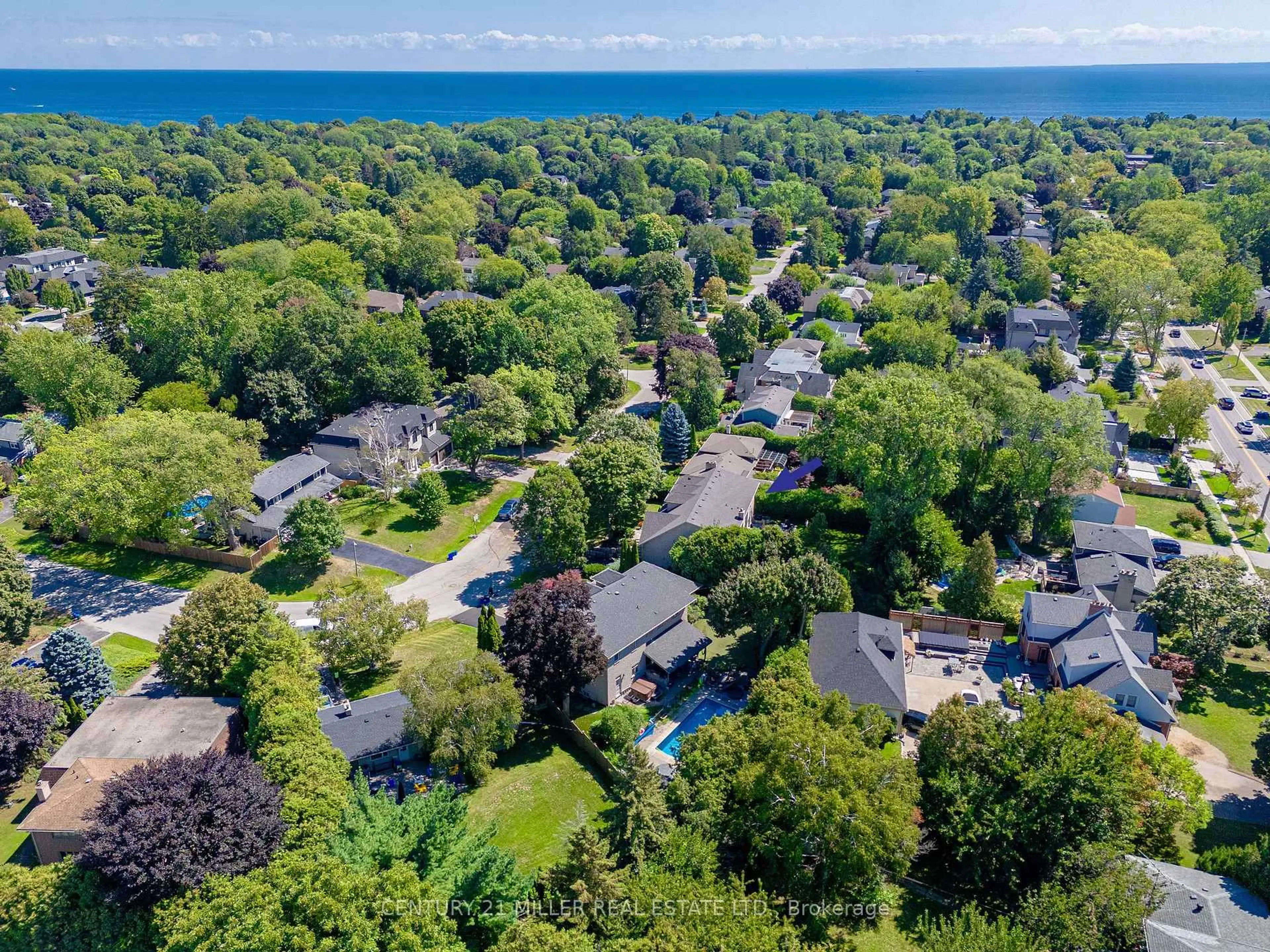 A pic from outside/outdoor area/front of a property/back of a property/a pic from drone, water/lake/river/ocean view for 266 Tracina Dr, Oakville Ontario L6L 4C2