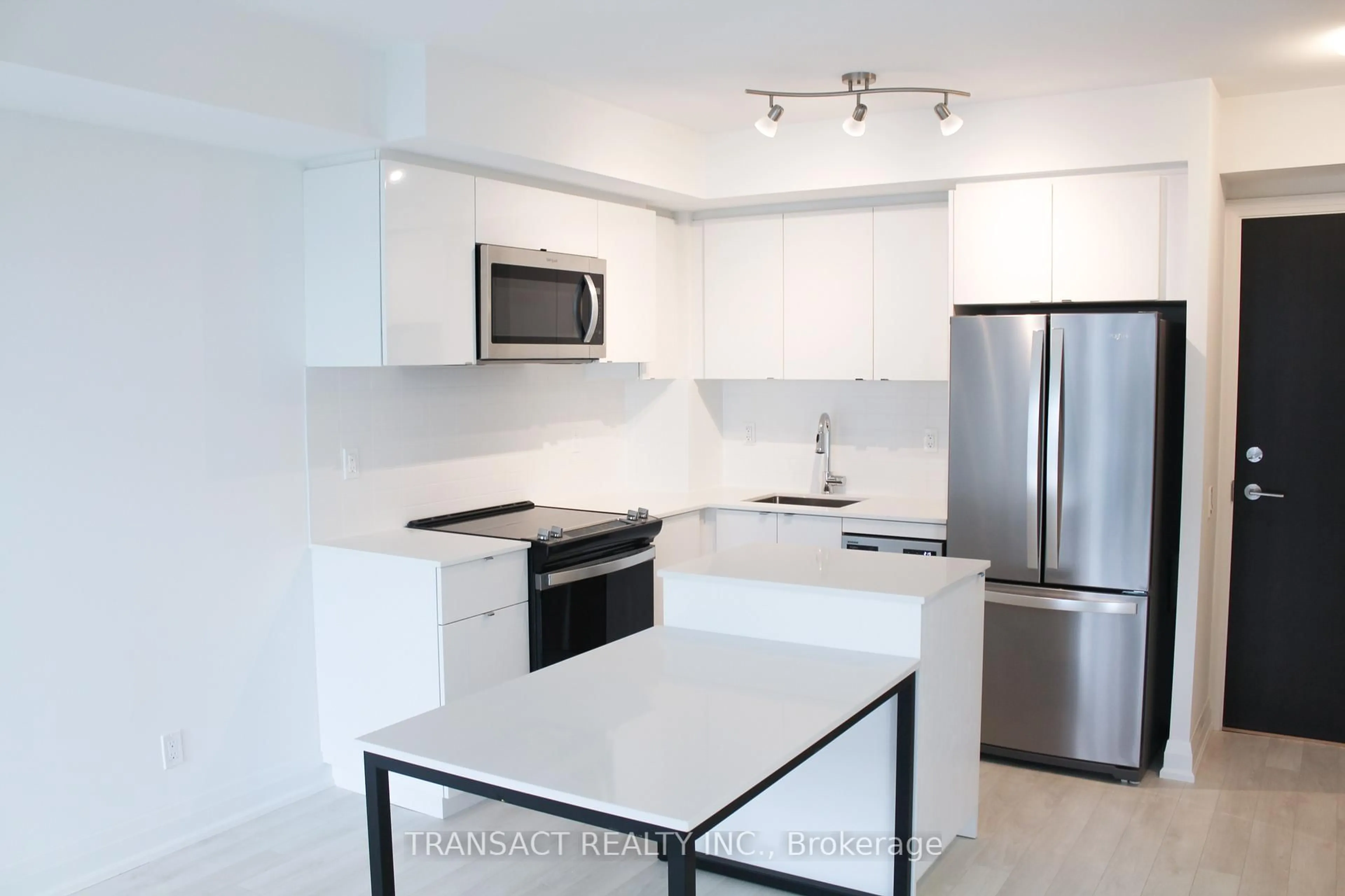 Standard kitchen, ceramic/tile floor for 1461 Lawrence Ave #803, Toronto Ontario M6L 0A6