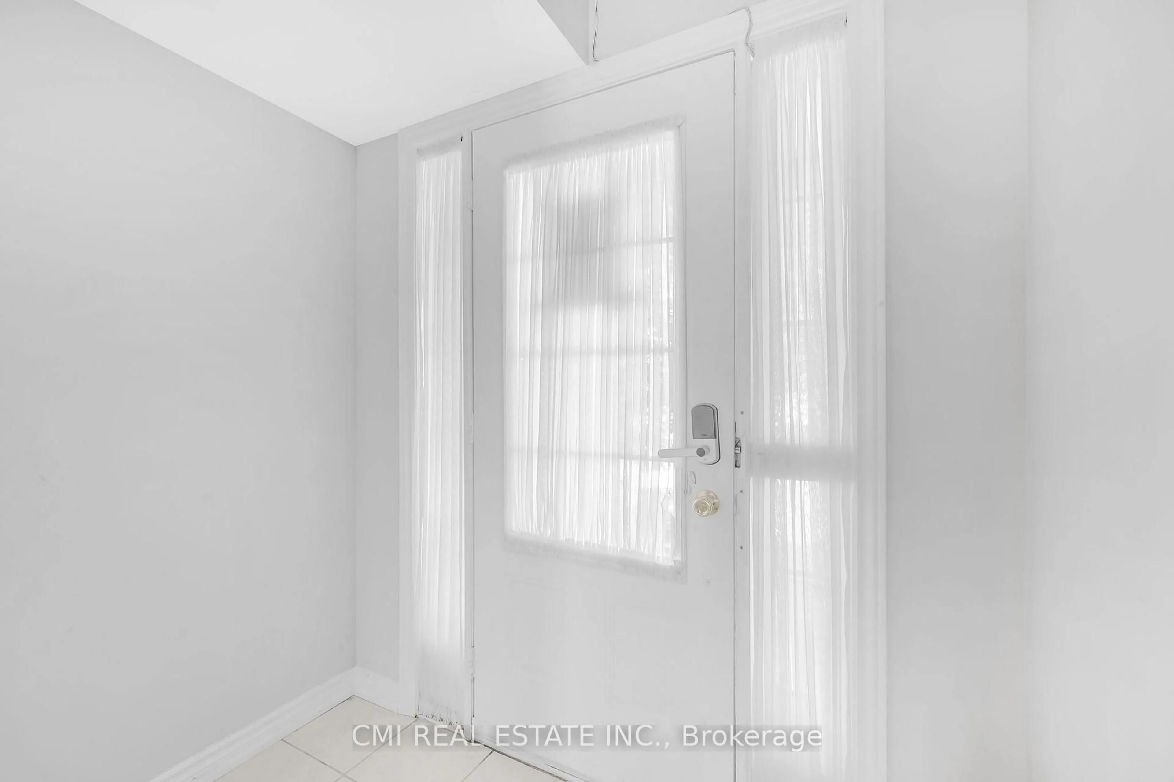 Unknown for 21 Kayak Hts, Brampton Ontario L6Z 0H8