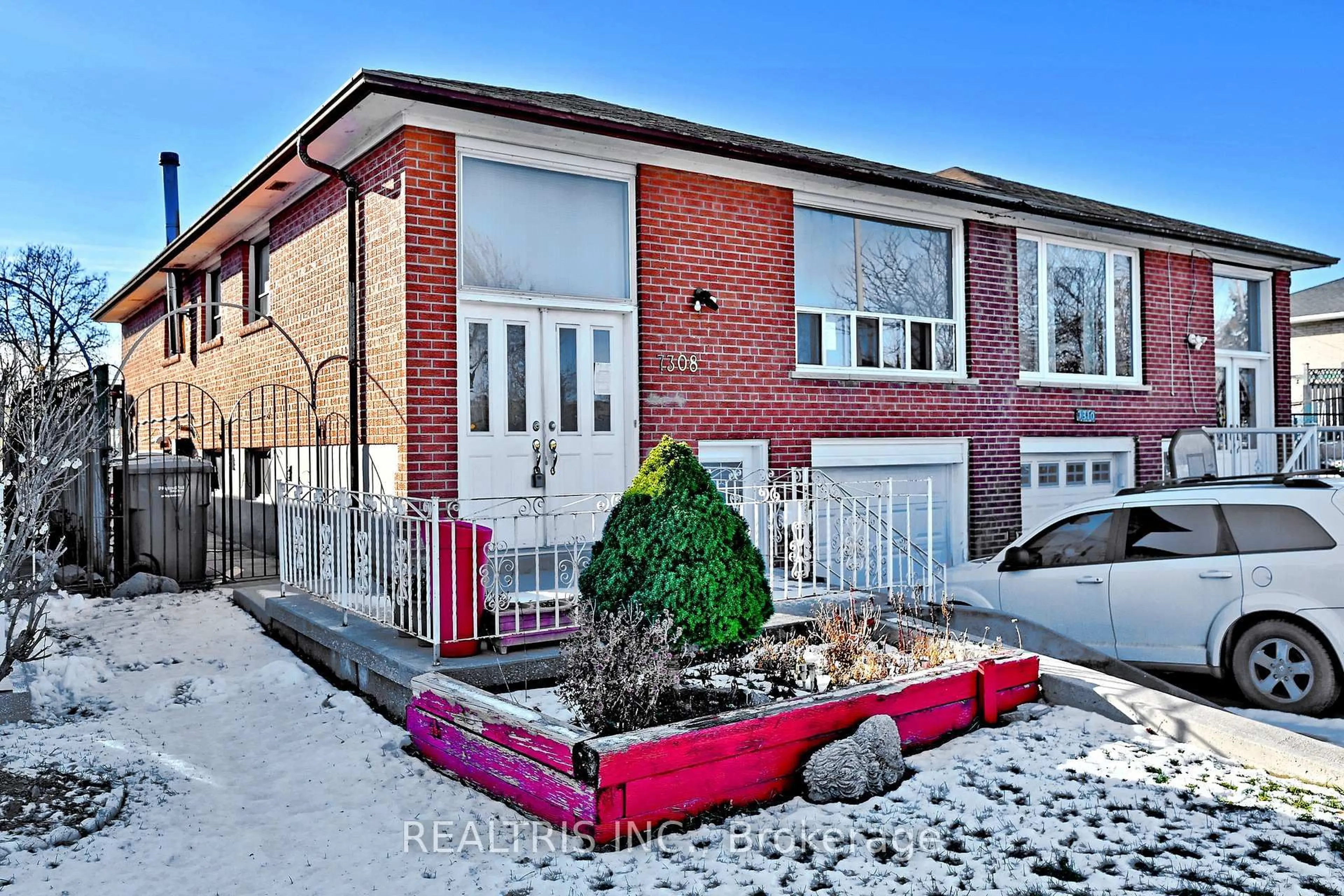 Home with brick exterior material, street for 7308 Cambrett Dr, Mississauga Ontario L4T 2R5