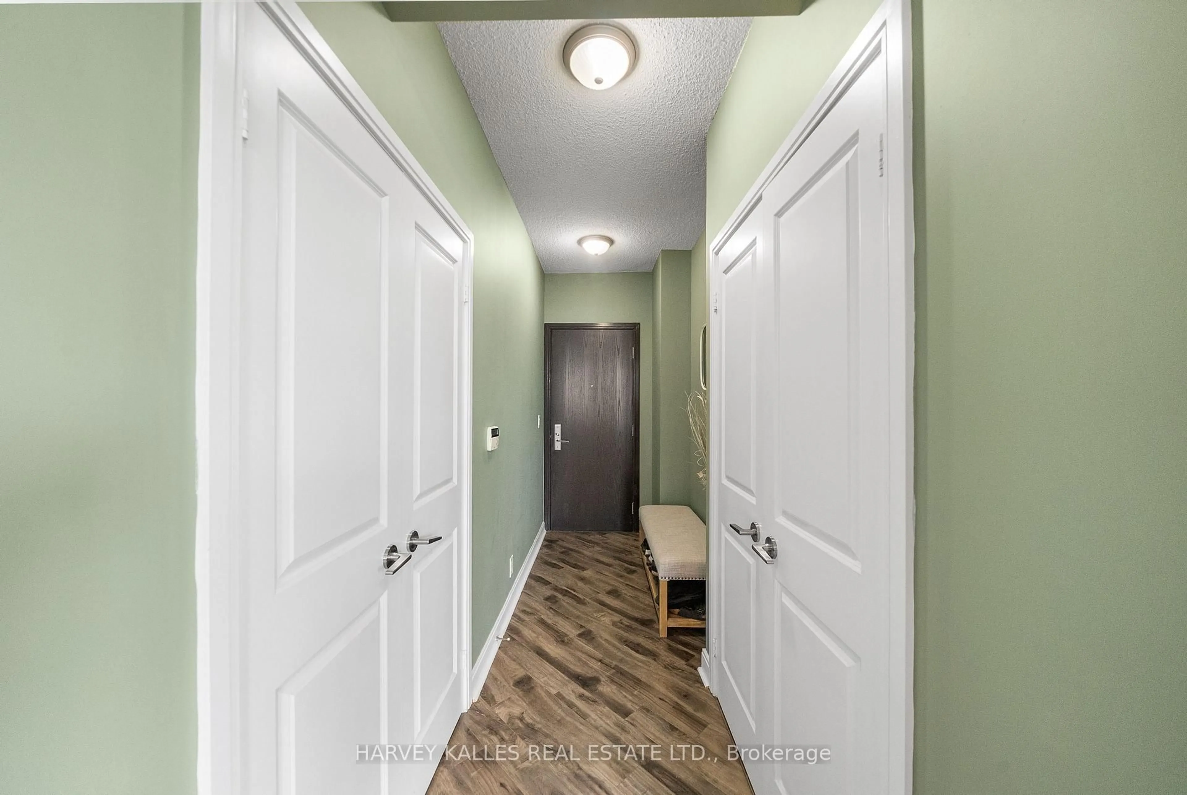 Indoor entryway for 80 Absolute Ave #503, Mississauga Ontario L4Z 0A5