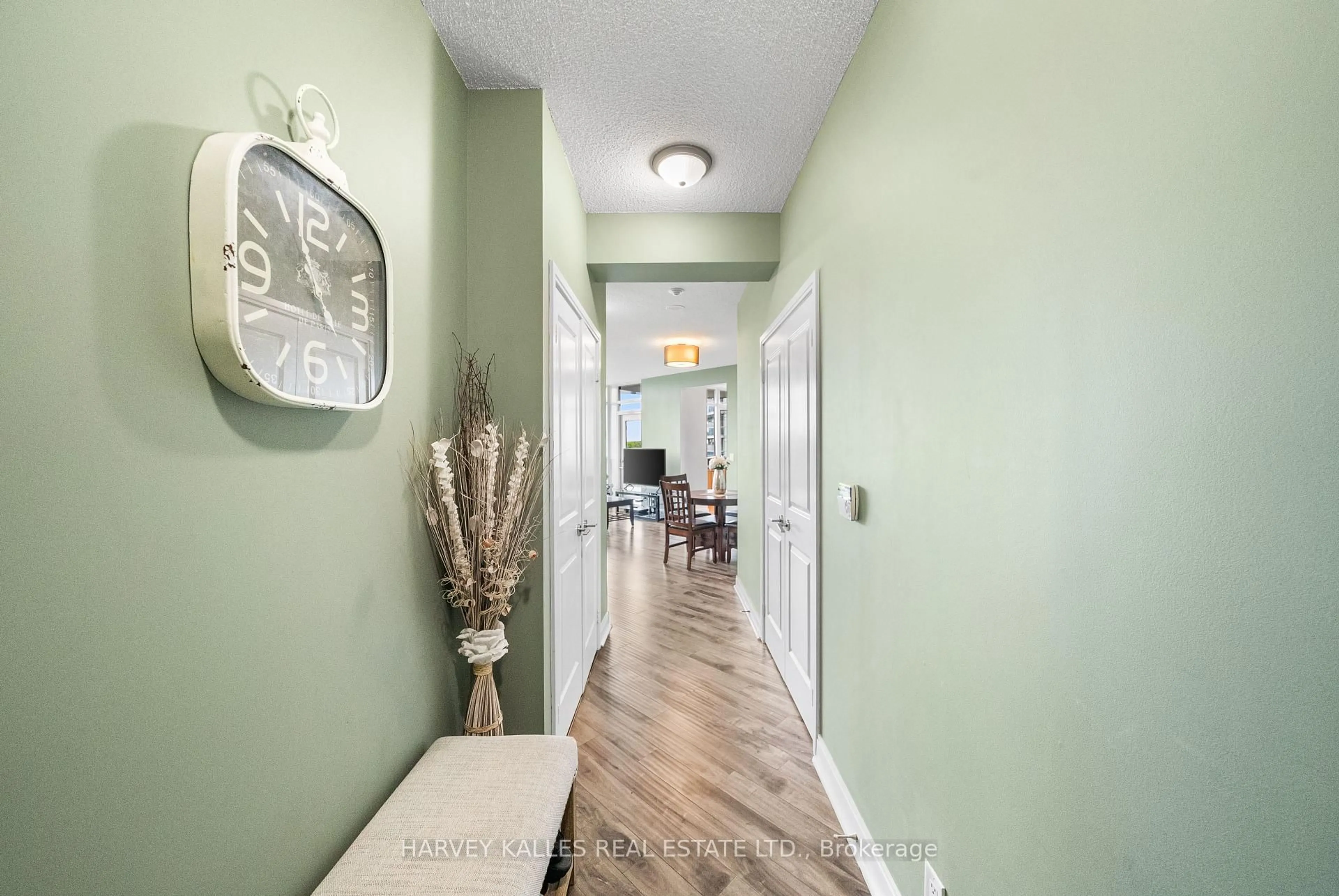 Indoor entryway for 80 Absolute Ave #503, Mississauga Ontario L4Z 0A5