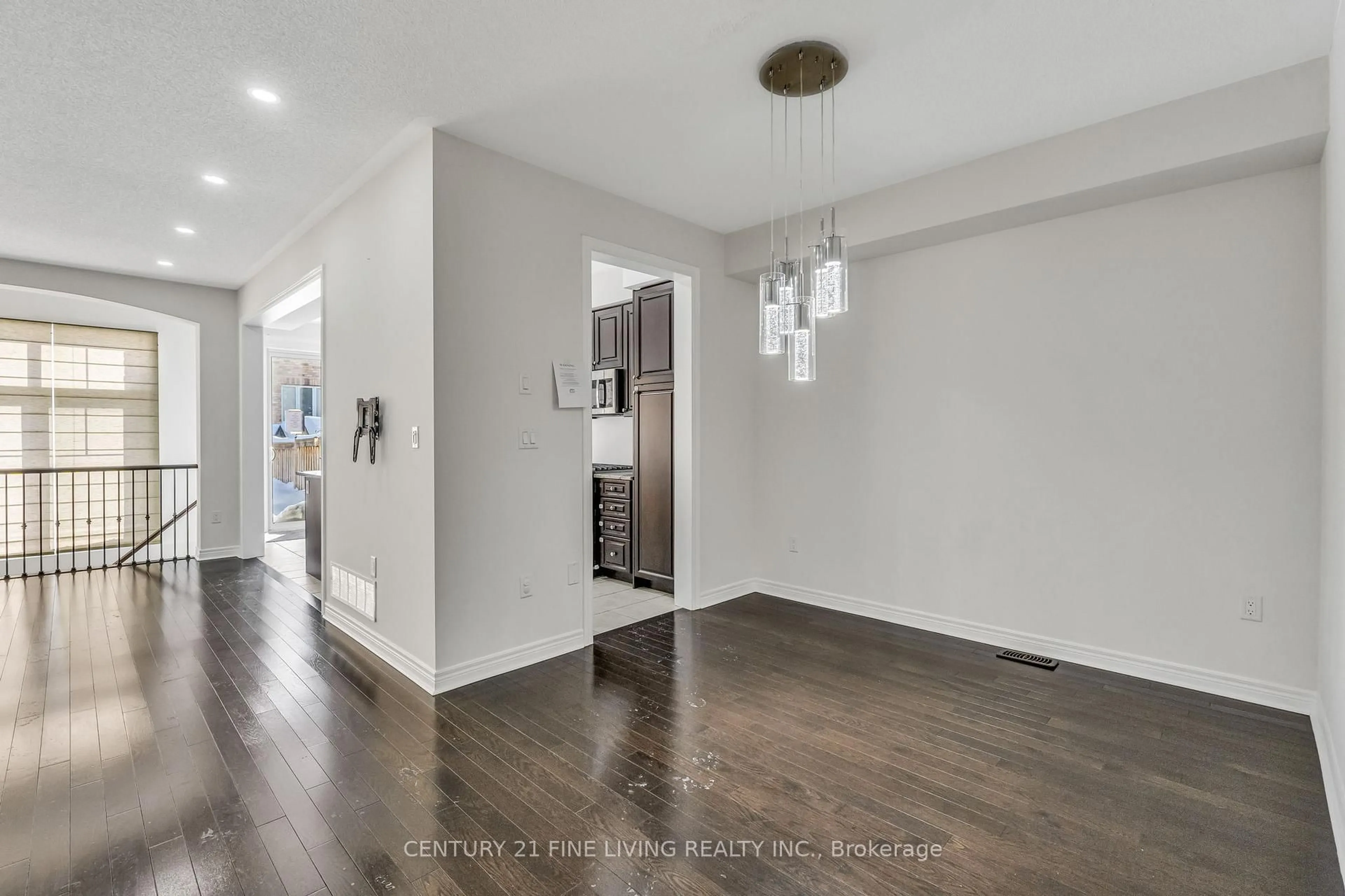 Indoor entryway for 30 Kamori Dr, Caledon Ontario L7C 3W1