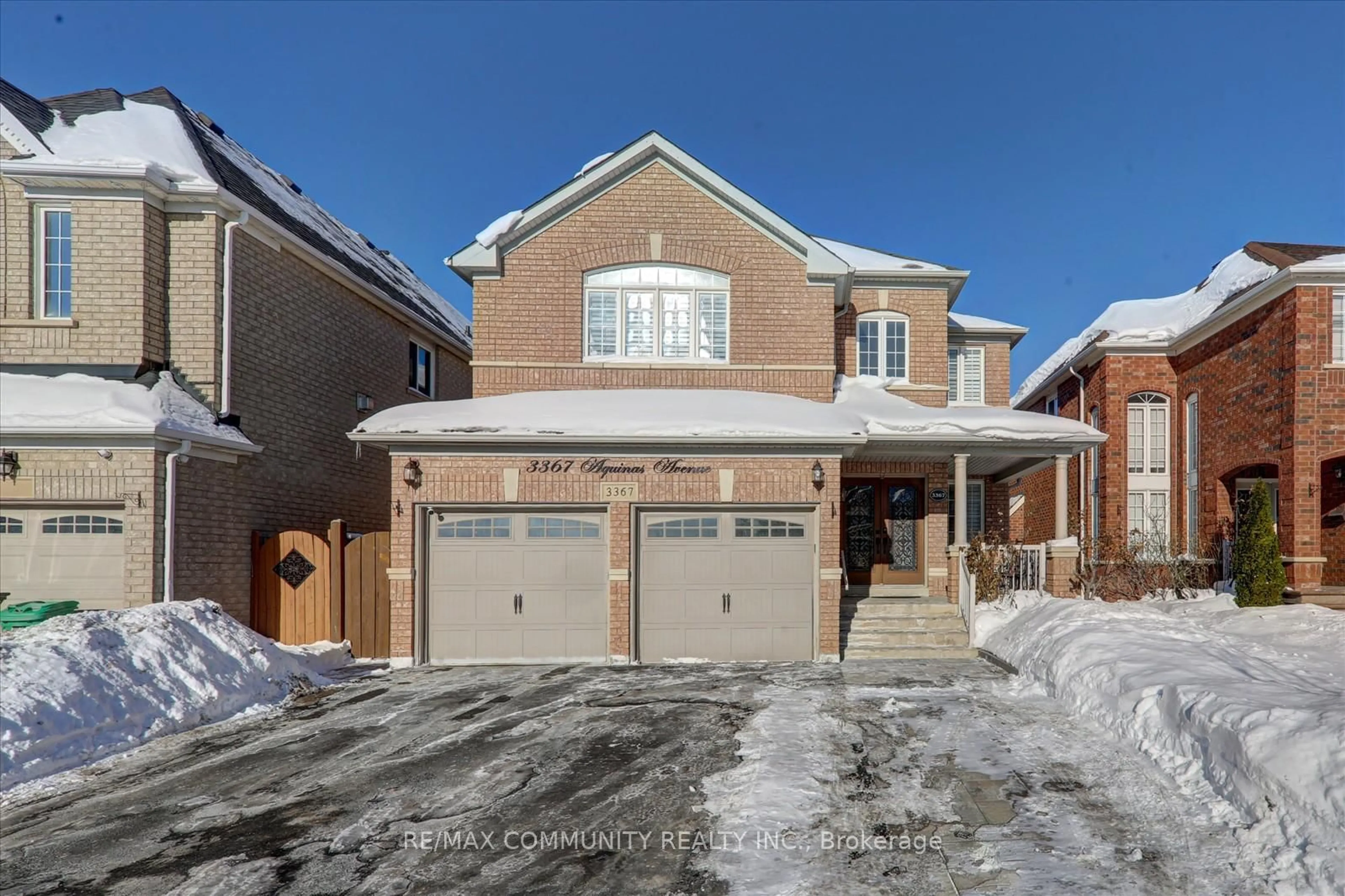 Home with brick exterior material, street for 3367 Aquinas Ave, Mississauga Ontario L5M 7L2